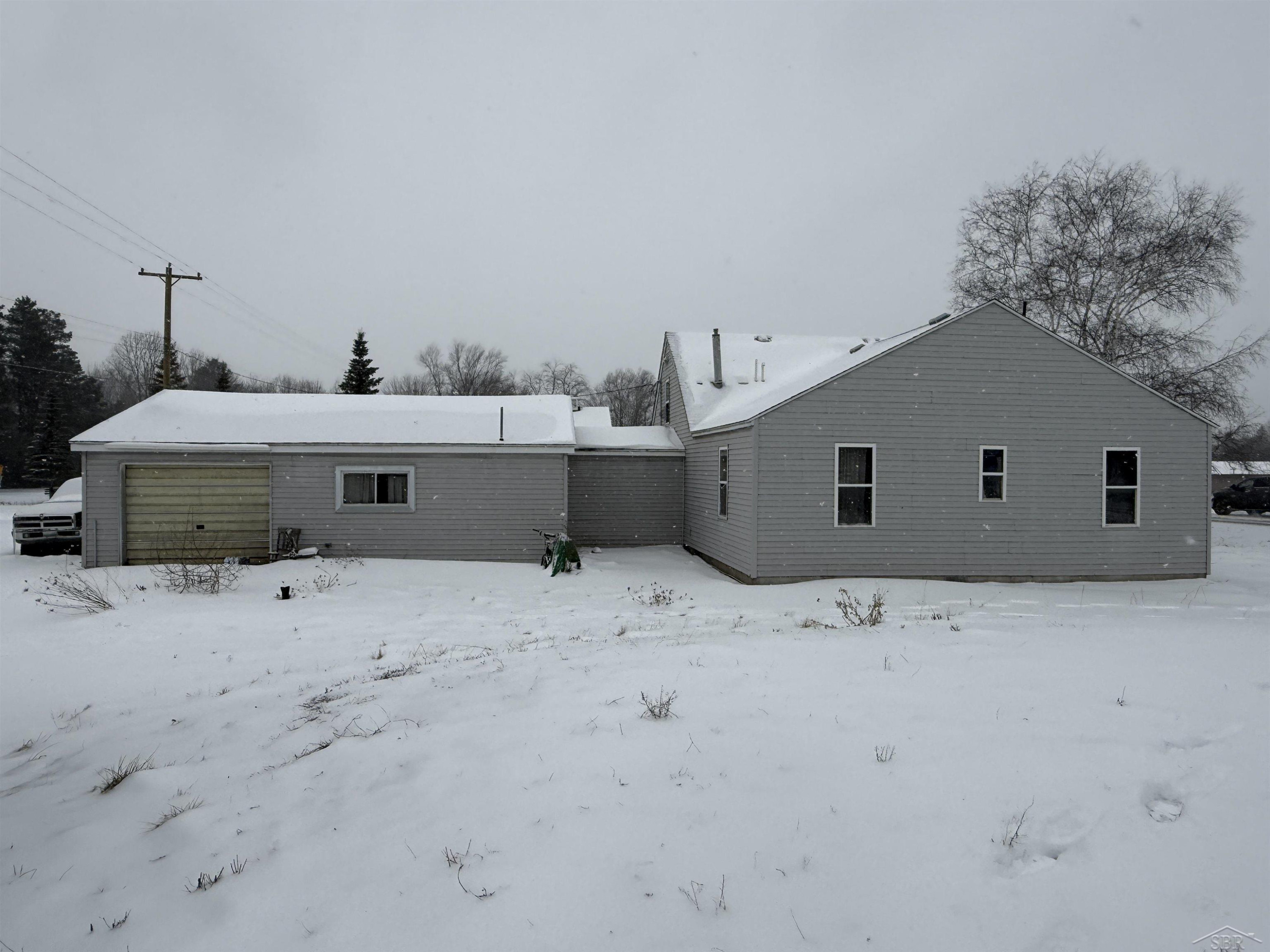 3493 Pine River Road, Standish, MI 48658 — Photo 3