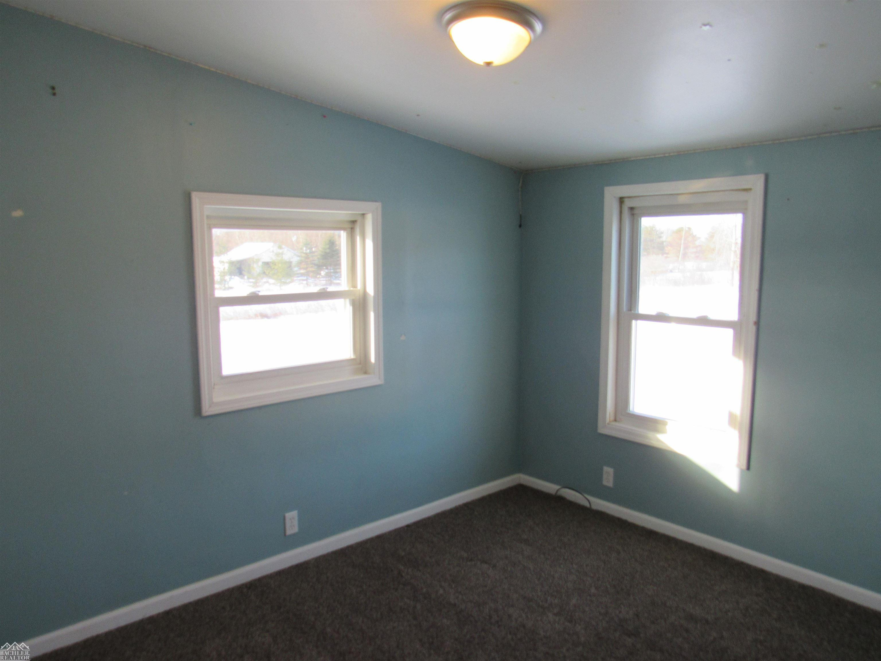5490 Indian Trail, MI — Photo 16