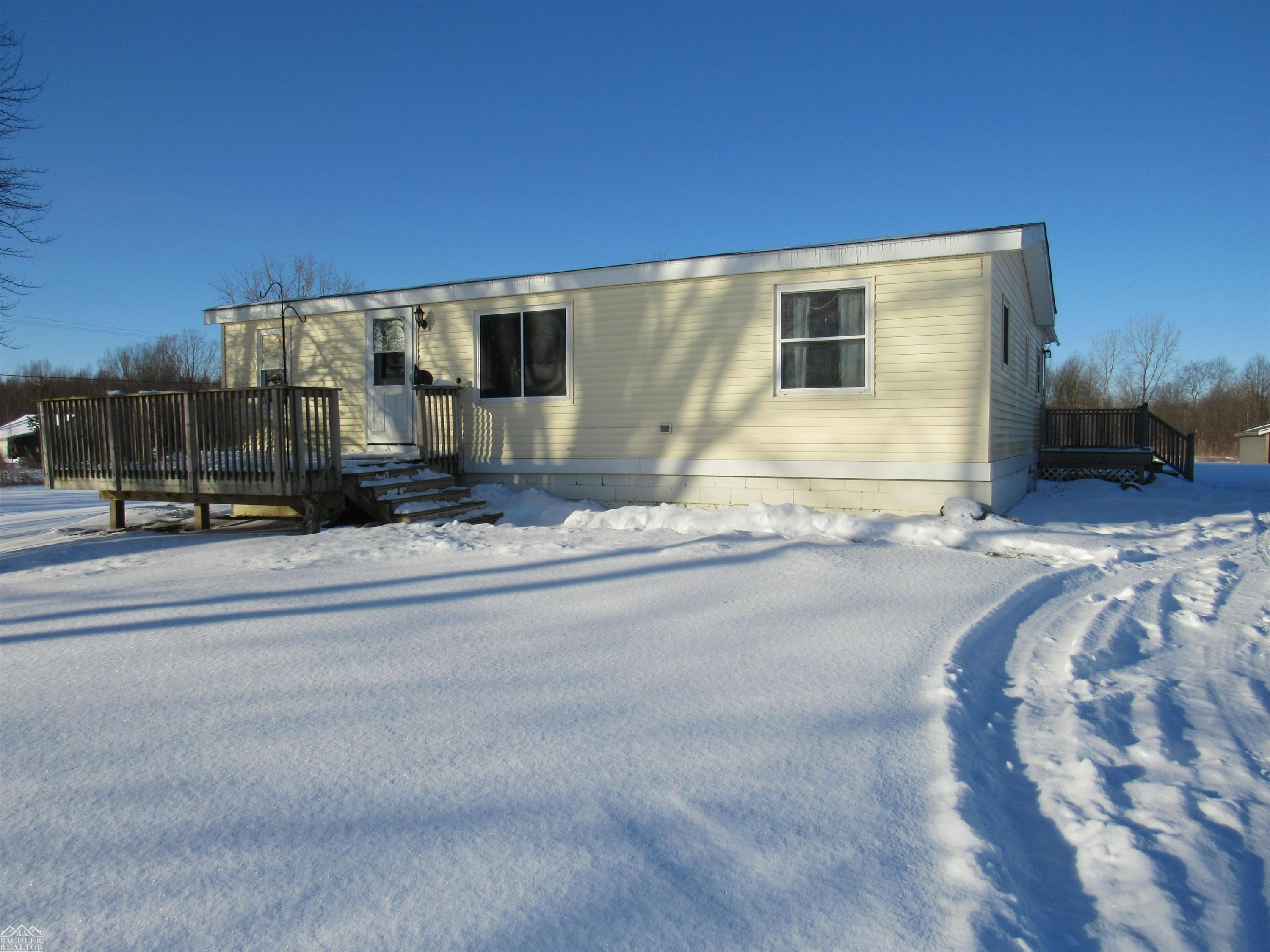 5490 Indian Trail, MI — Photo 38