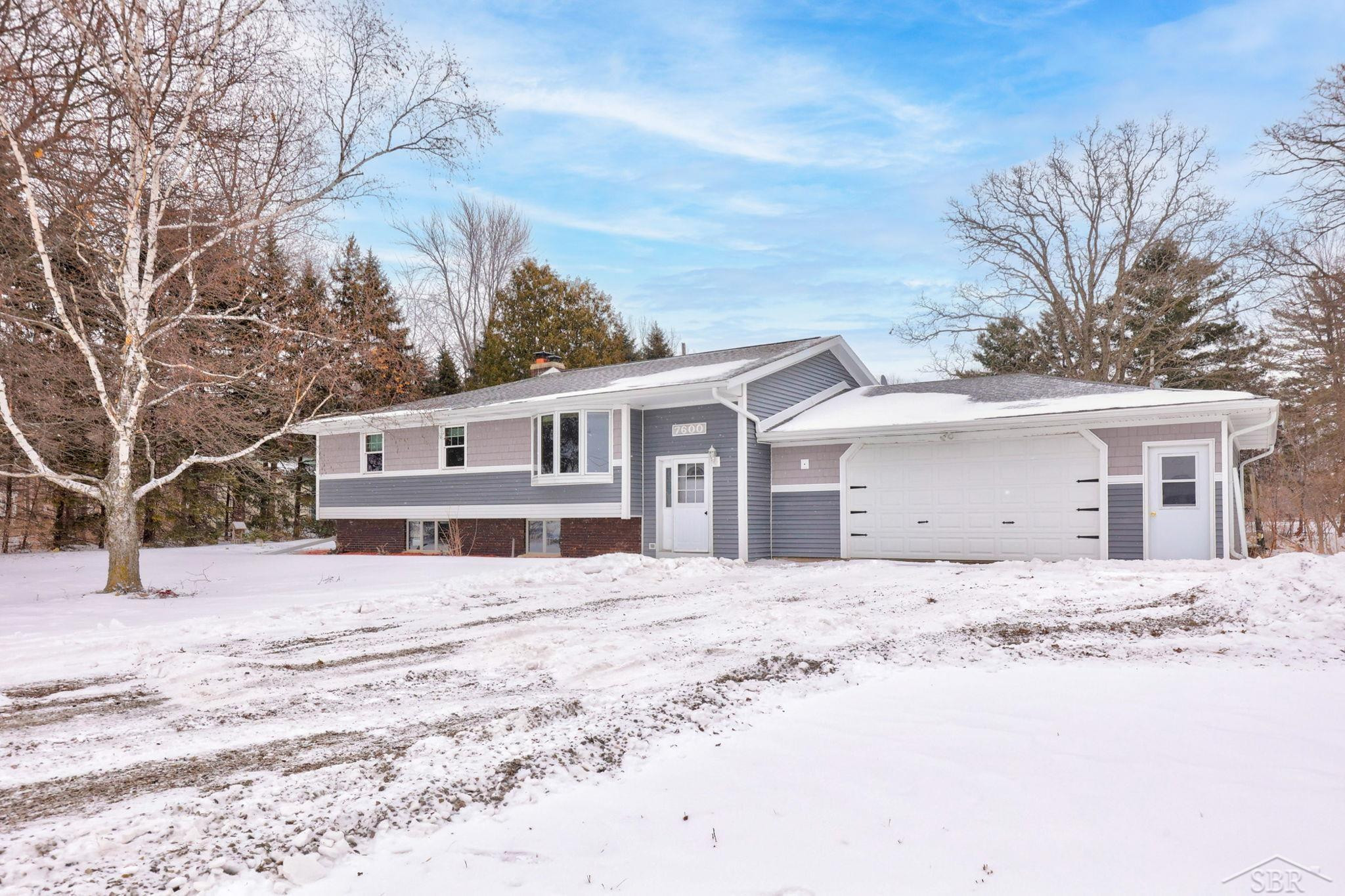 7600 Forest Road, Unionville, MI 48767 — Photo 2