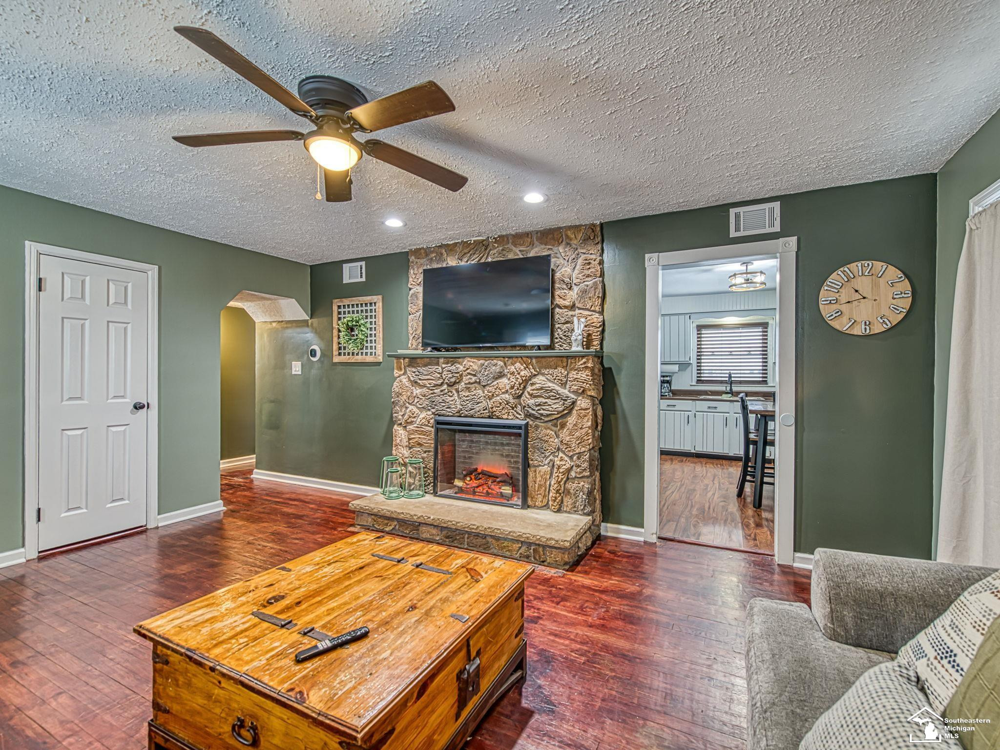3264 Chippewa Trail, Monroe, MI 48162 — Photo 7