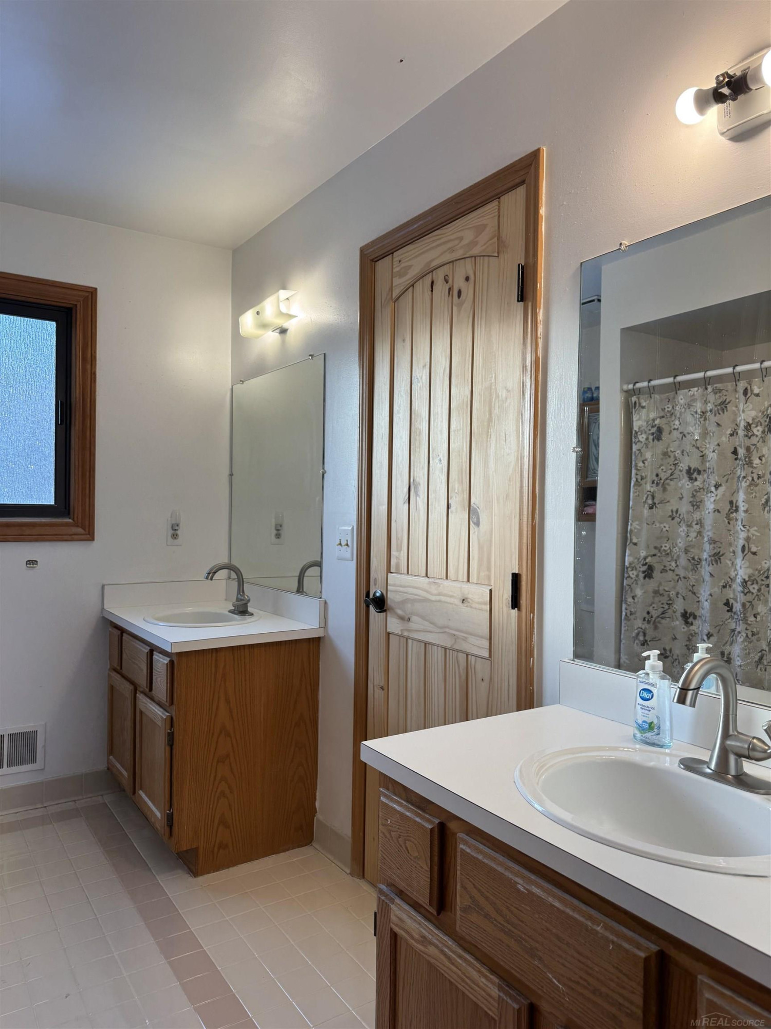 54649 Bradshaw Drive, New Baltimore, MI 48047 — Photo 23
