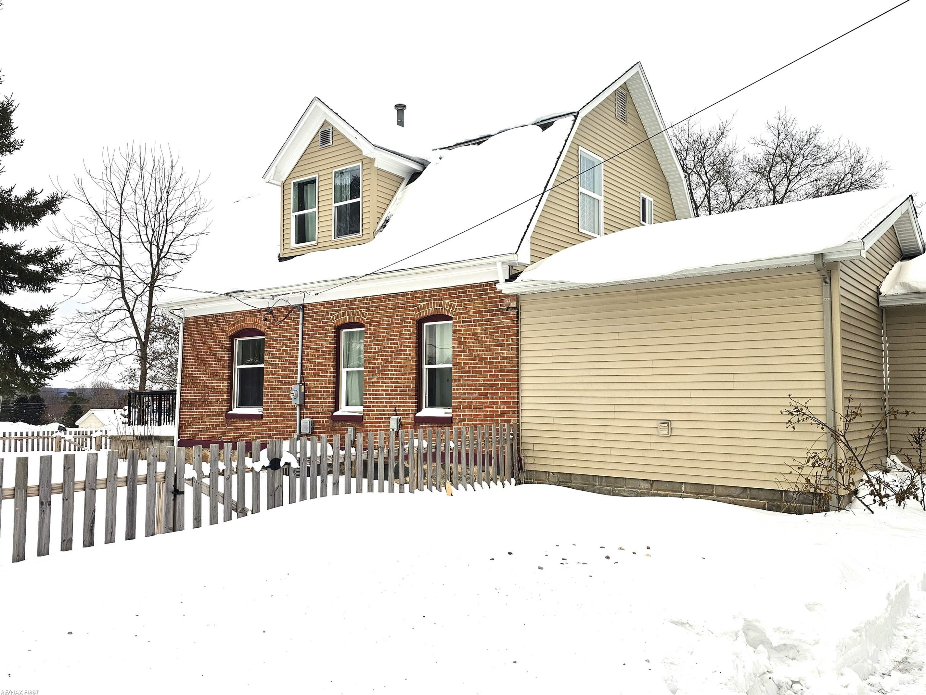 500 S Lake Street, East Jordan, MI 49727 — Photo 2