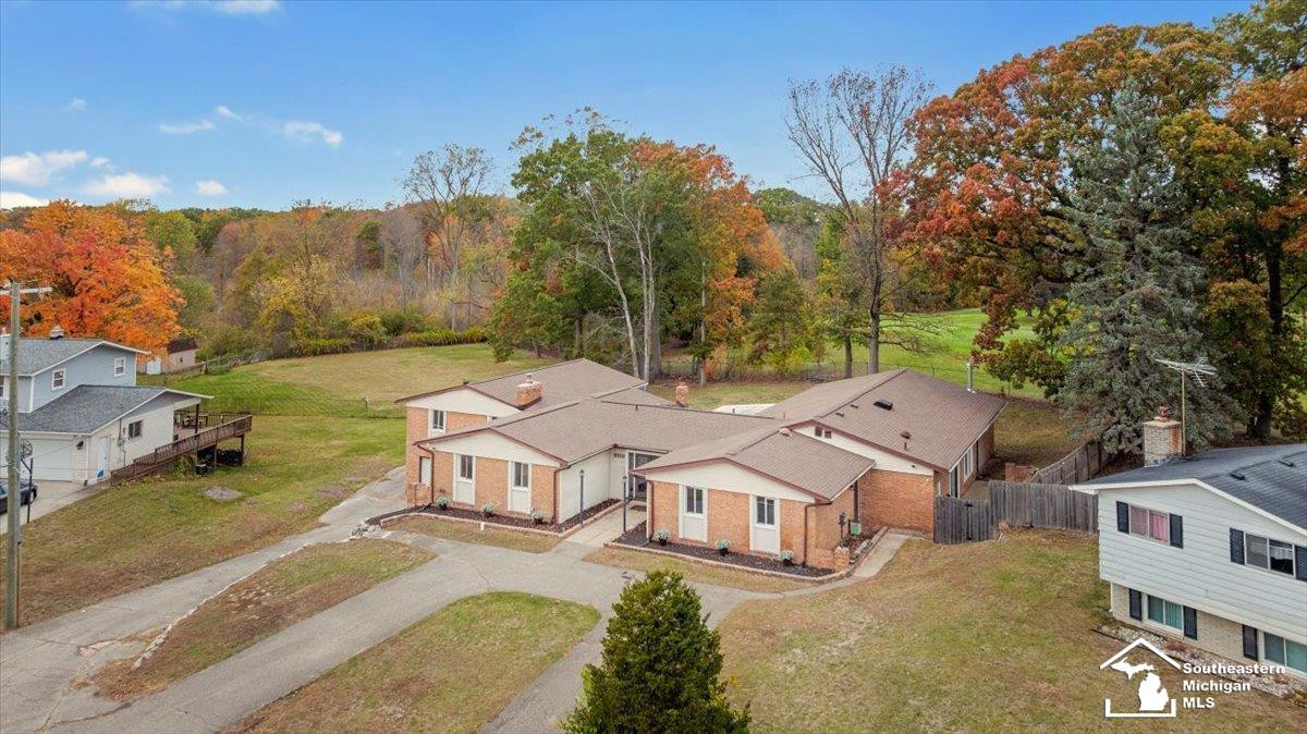 8118 Rene Drive, White Lake, MI — Photo 2