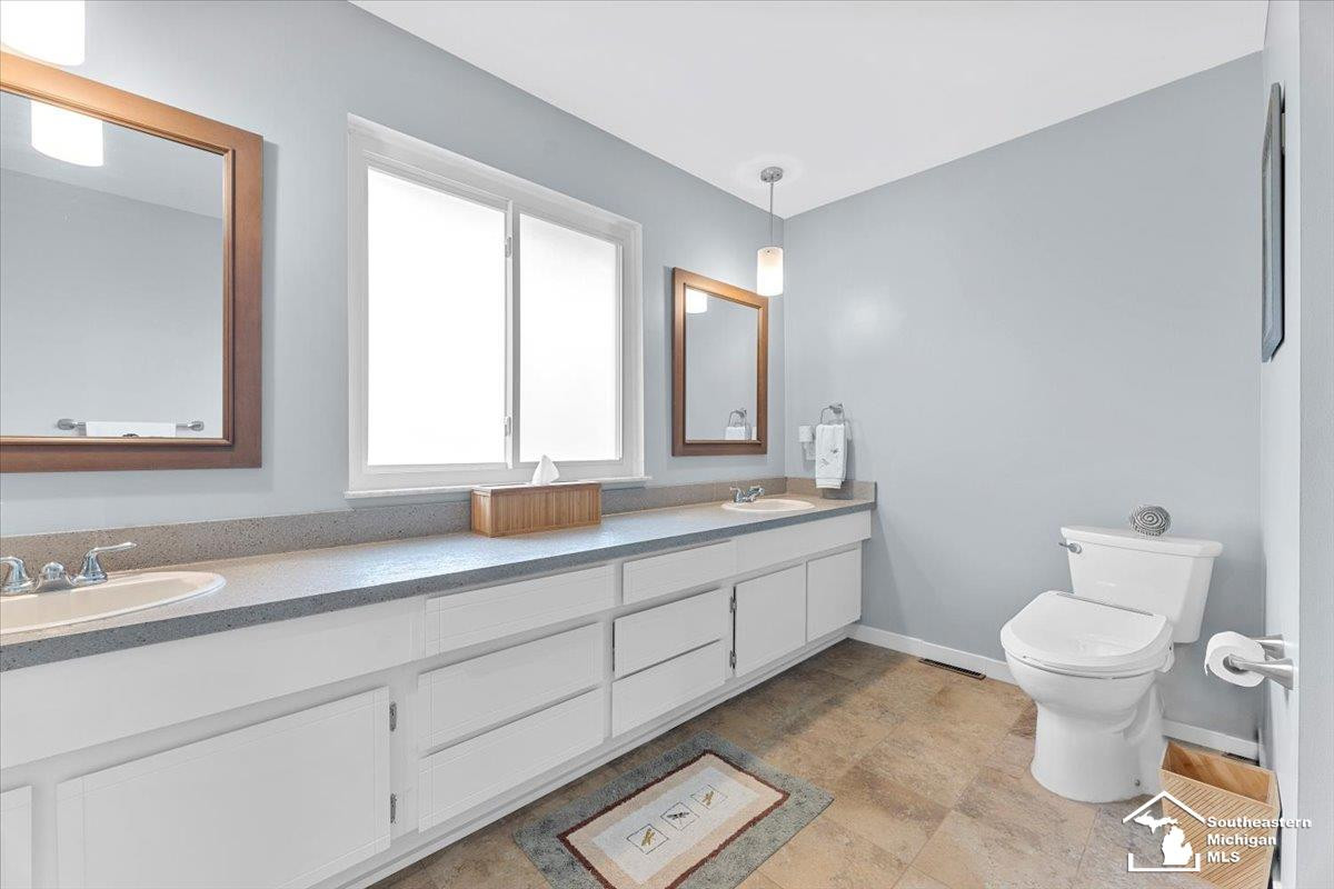 8118 Rene Drive, White Lake, MI — Photo 43
