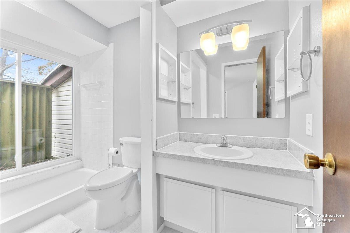8118 Rene Drive, White Lake, MI — Photo 45