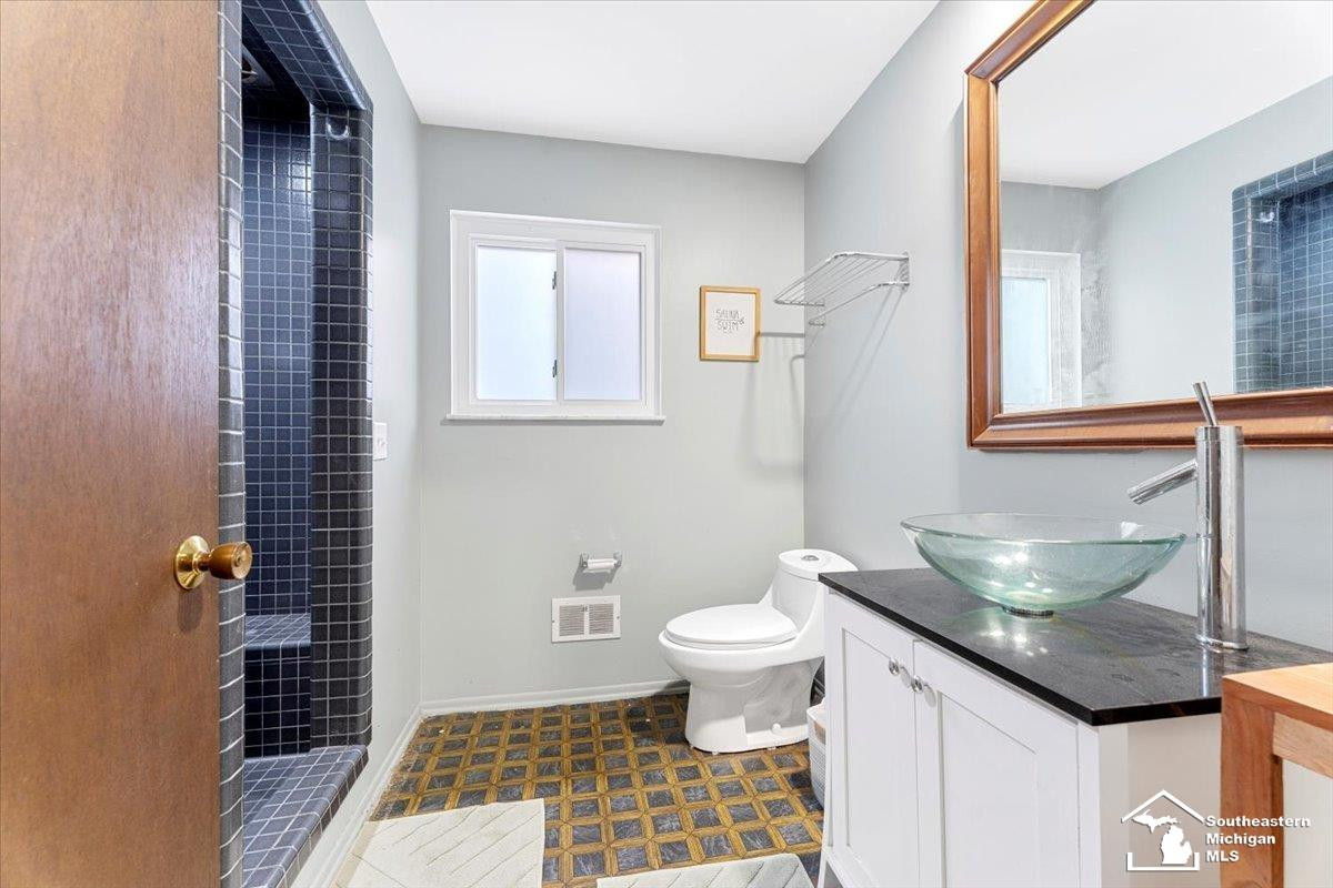 8118 Rene Drive, White Lake, MI — Photo 48