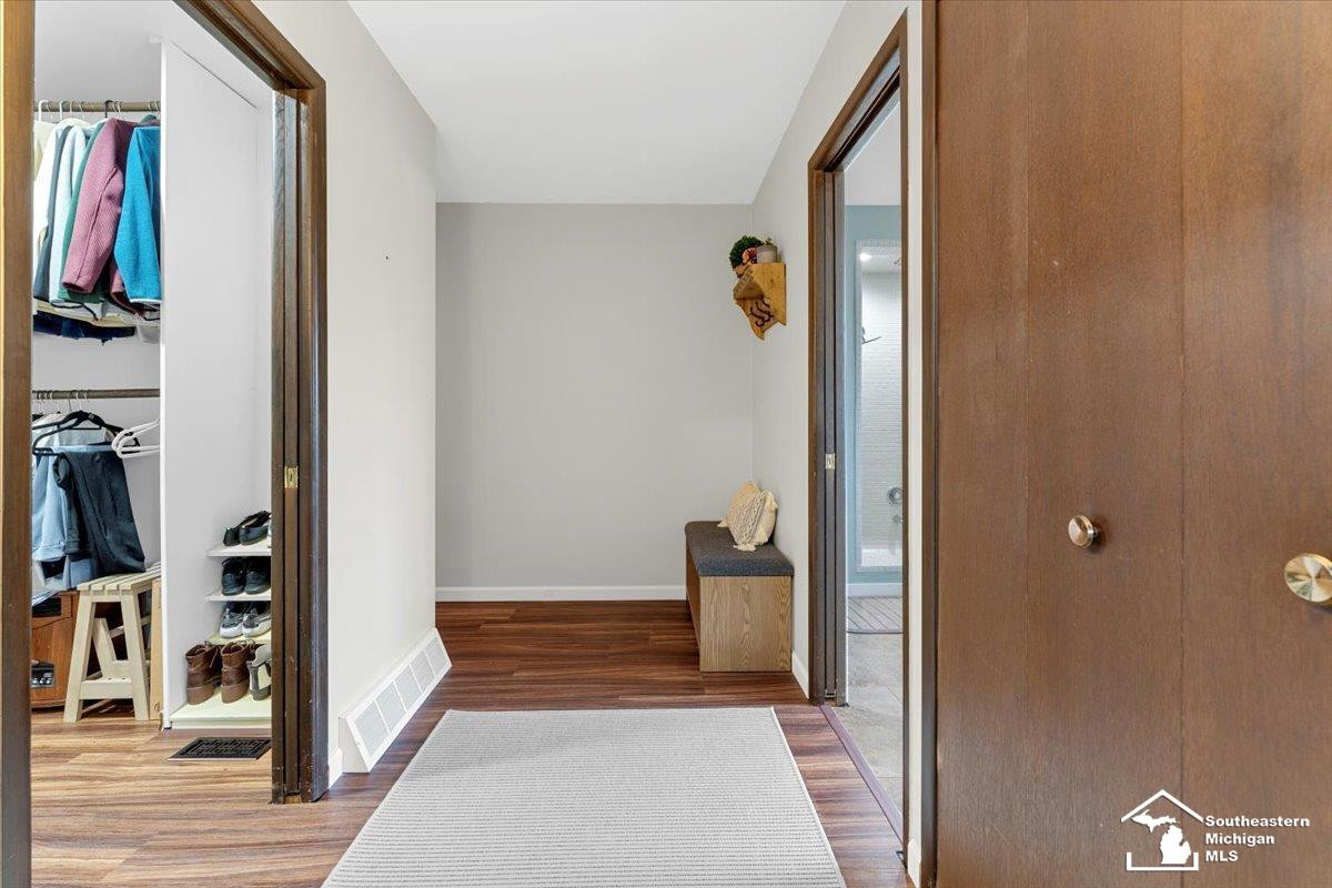 8118 Rene Drive, White Lake, MI — Photo 57