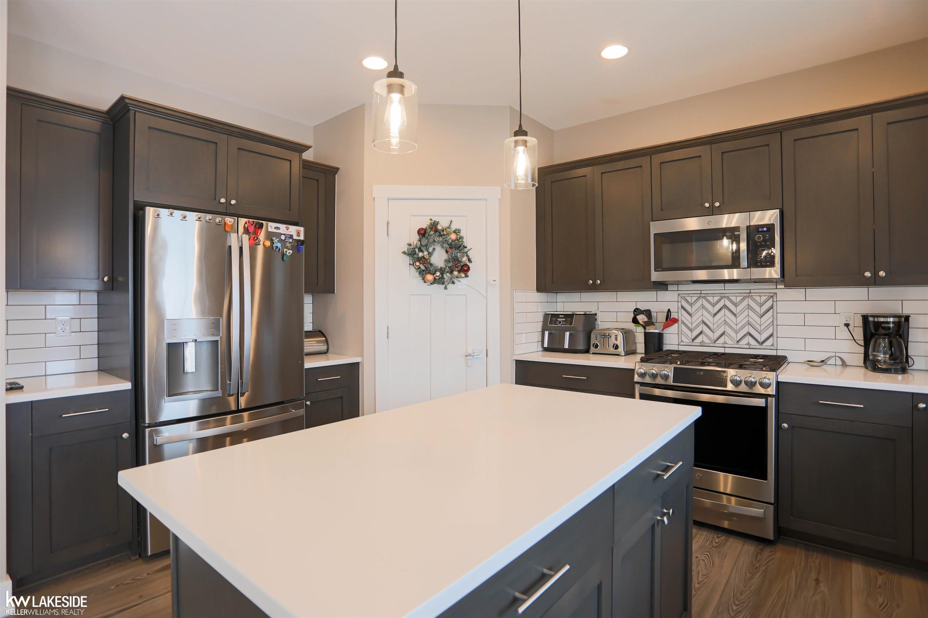 71553 Julius Drive, MI 48065 — Photo 3