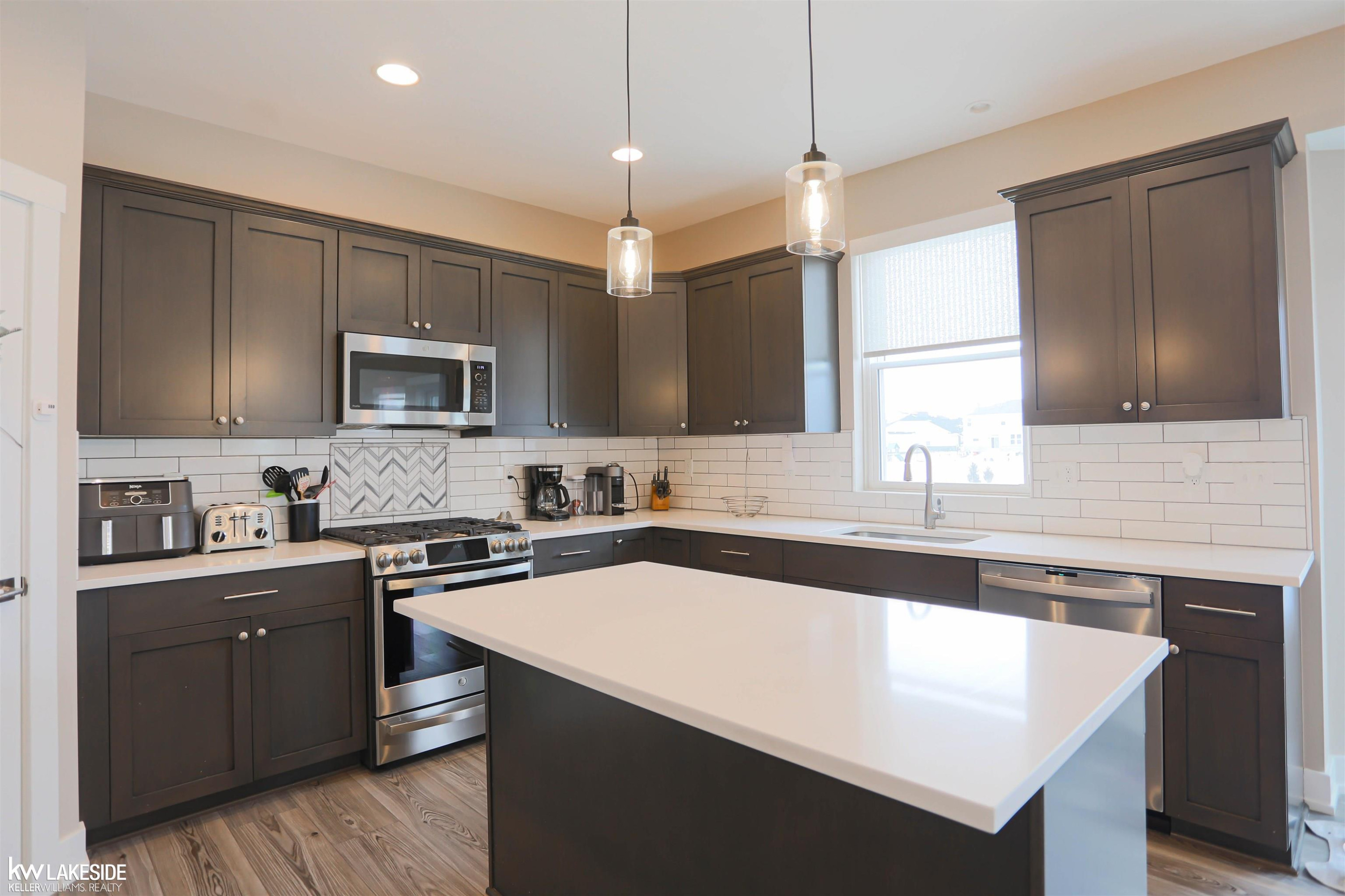 71553 Julius Drive, MI 48065 — Photo 10