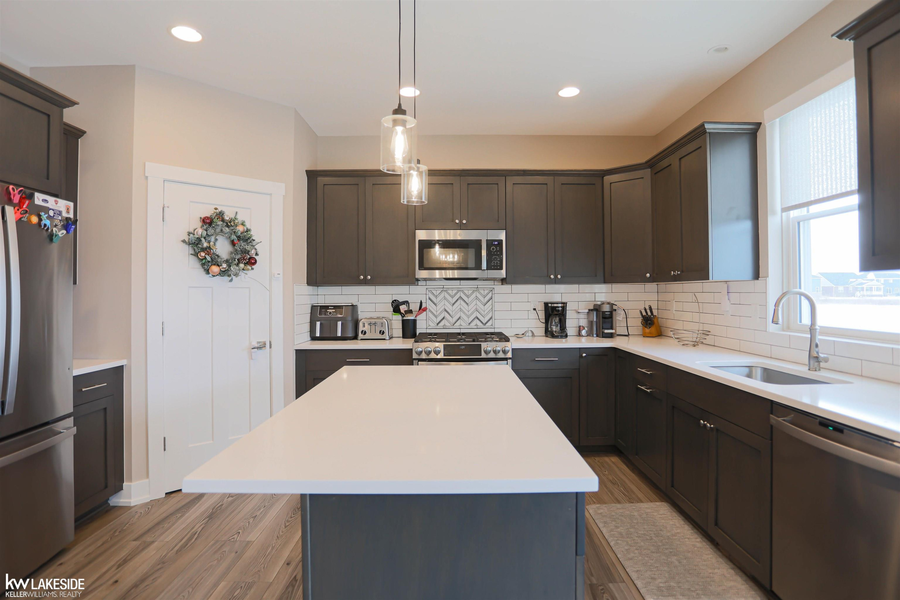 71553 Julius Drive, MI 48065 — Photo 12