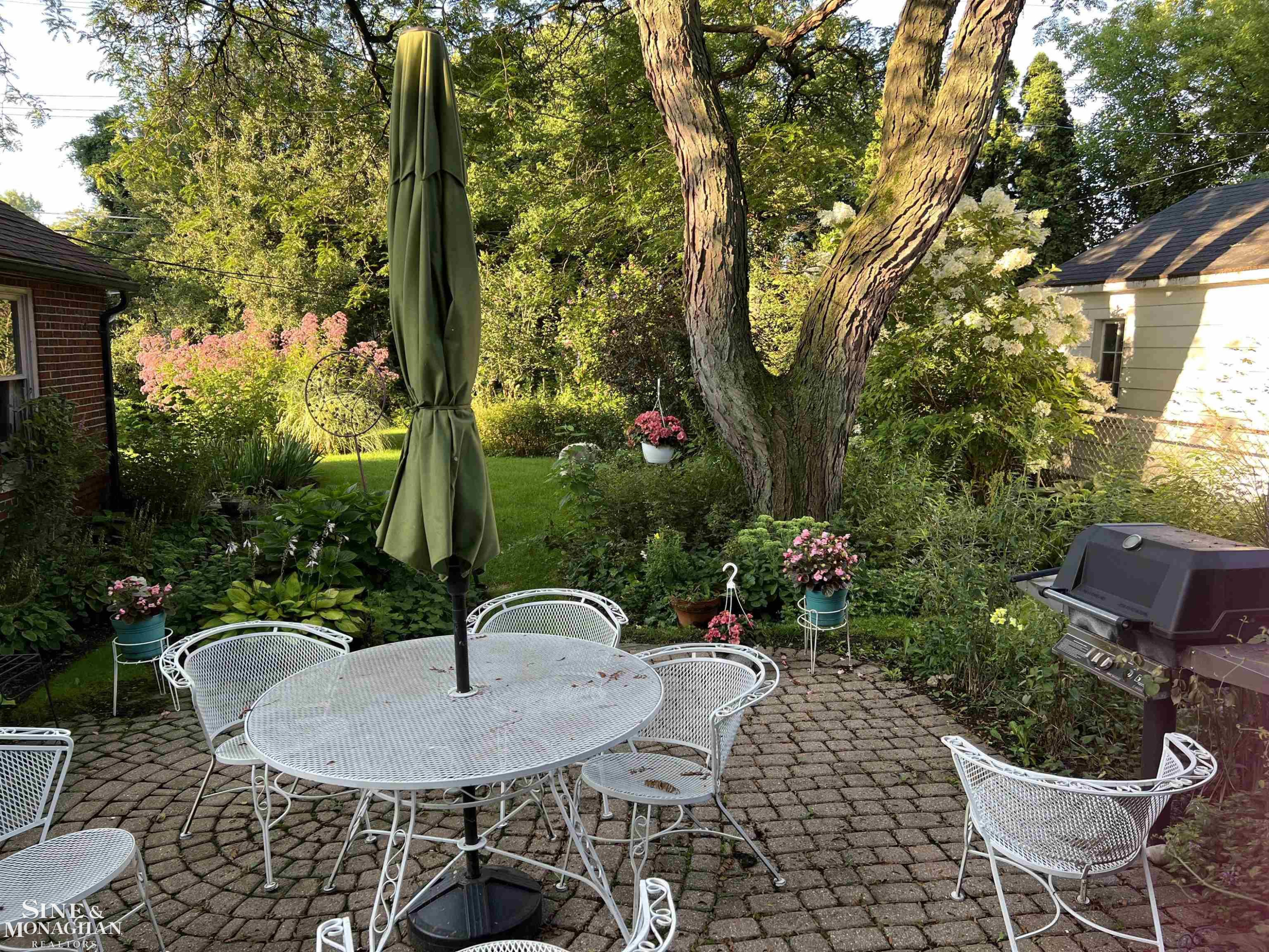 419 Maison Road, Grosse Pointe Farms, MI 48236 — Photo 34