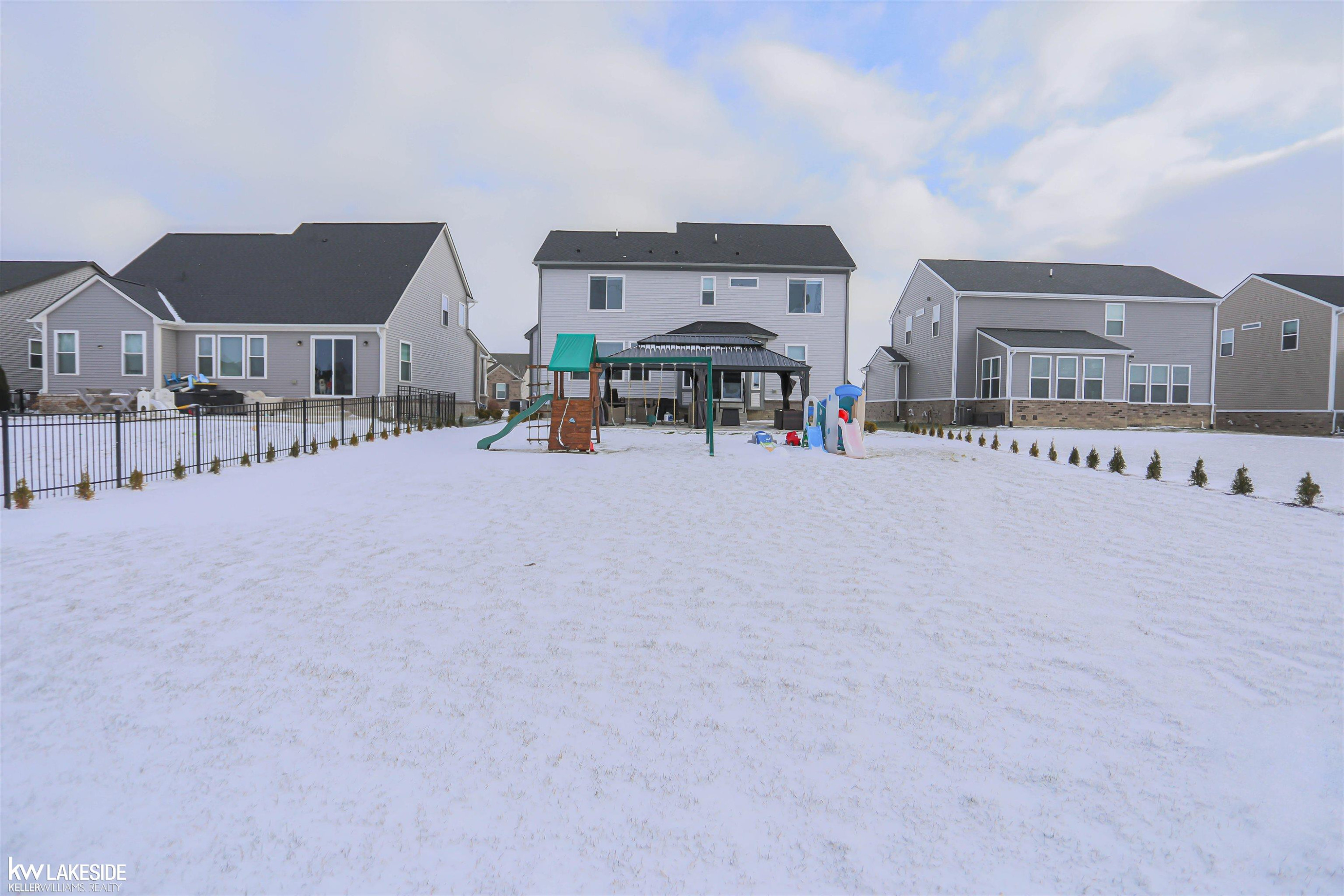 71553 Julius Drive, MI 48065 — Photo 33