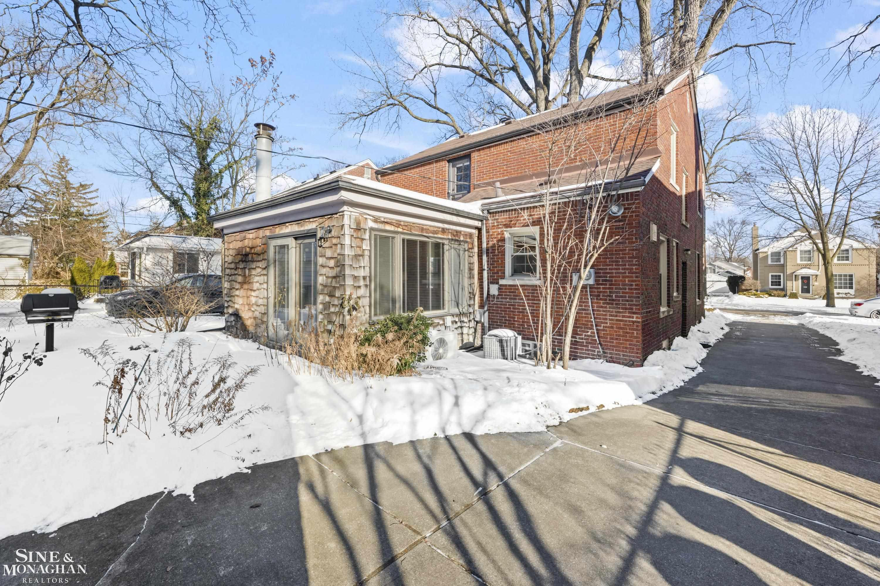 419 Maison Road, Grosse Pointe Farms, MI 48236 — Photo 38