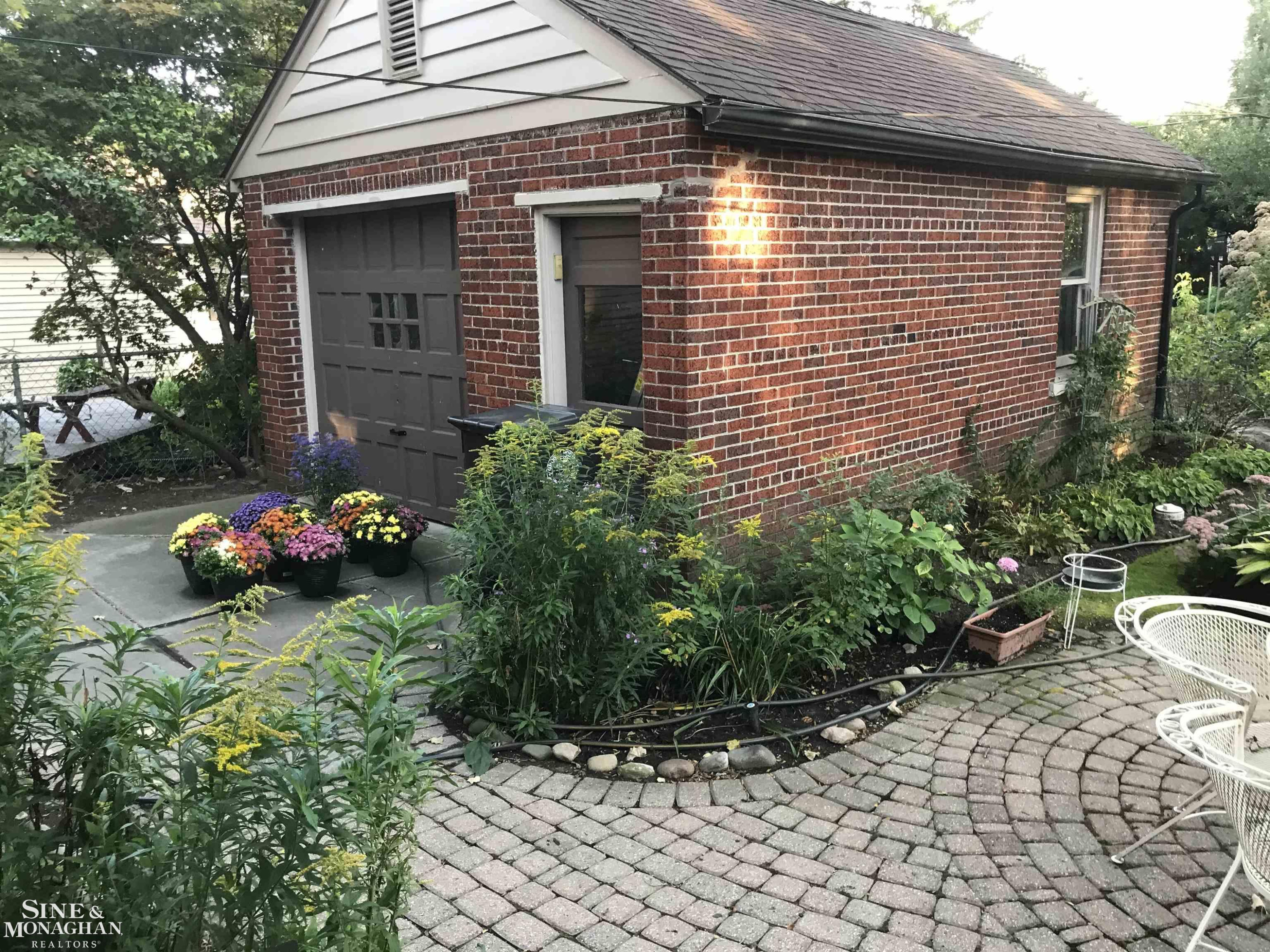 419 Maison Road, Grosse Pointe Farms, MI 48236 — Photo 41