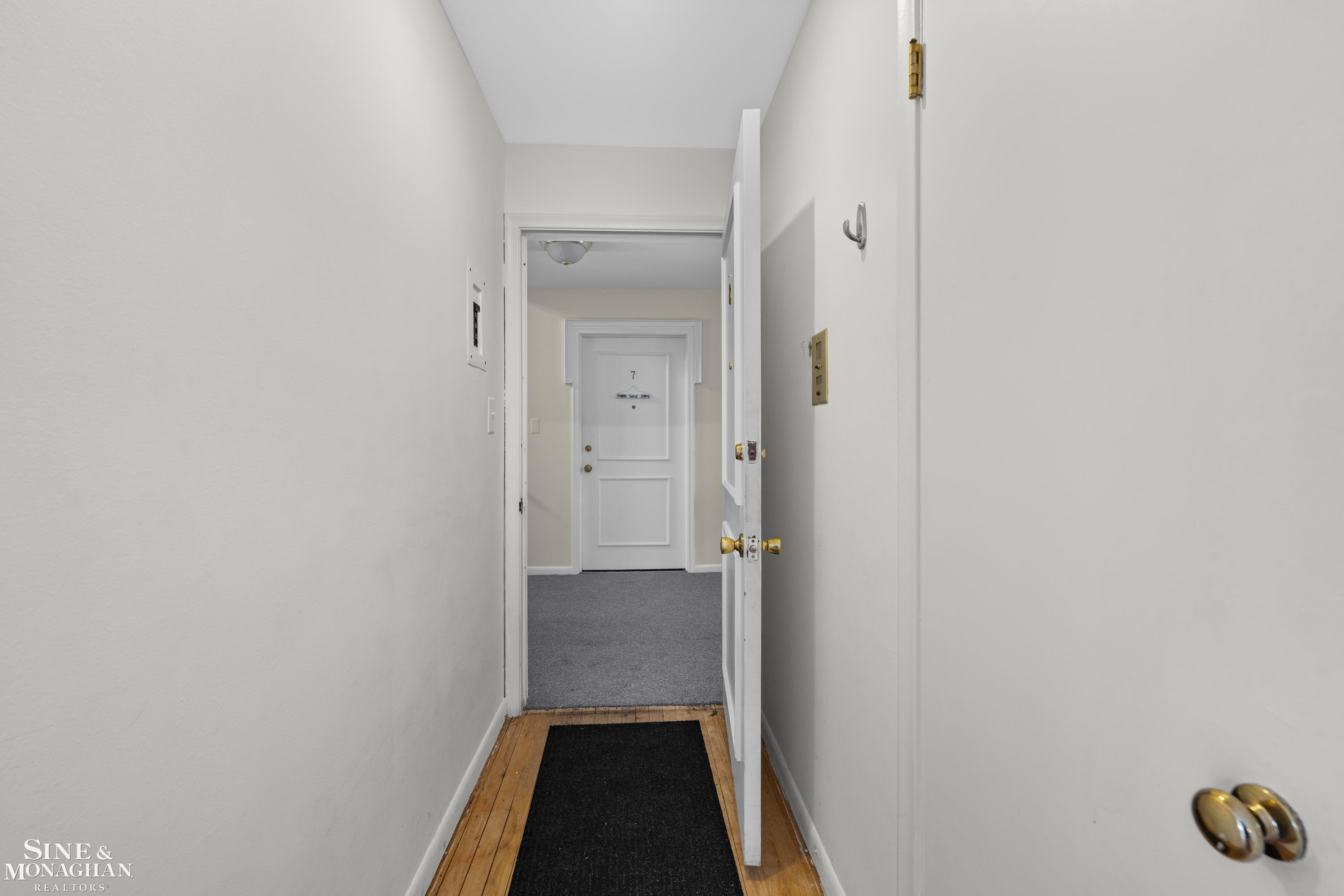 17590 Mack Avenue, 8, Grosse Pointe, MI 48230 — Photo 13