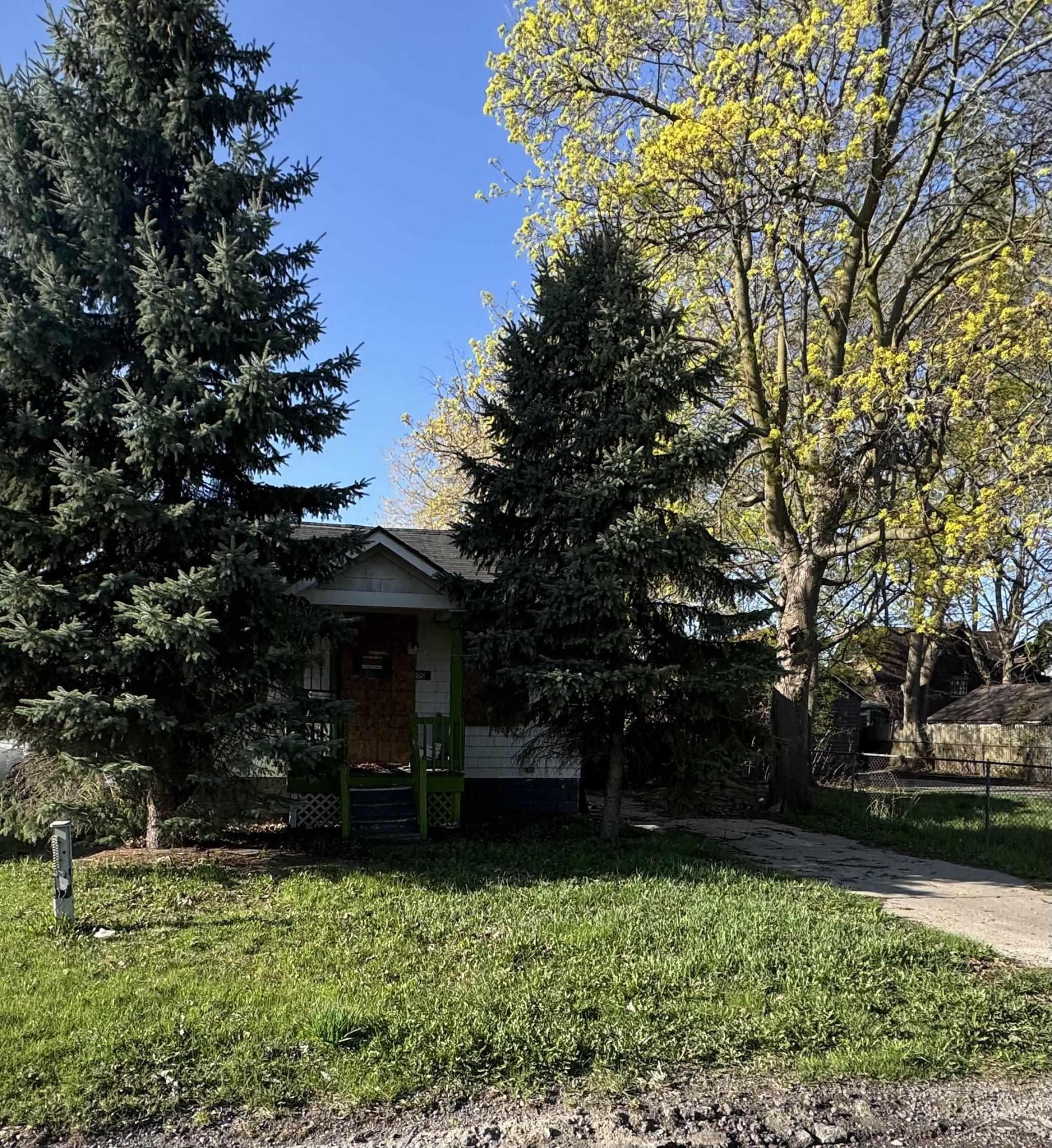 2400 Bewick Street, Saginaw, MI 48601 — Photo 3