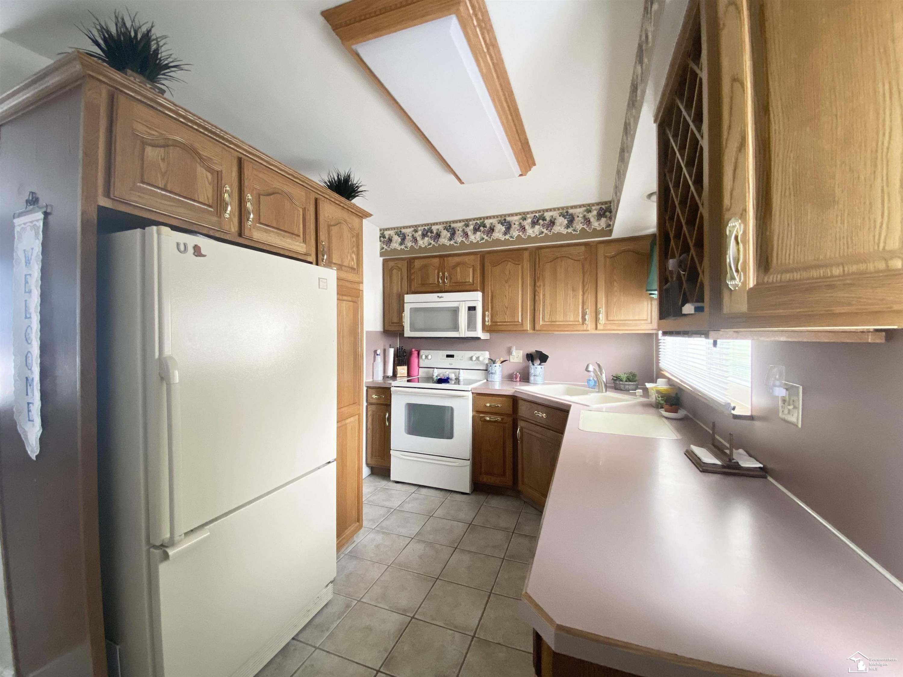 7501 Nottingham Drive, Lambertville, MI 48144 — Photo 5