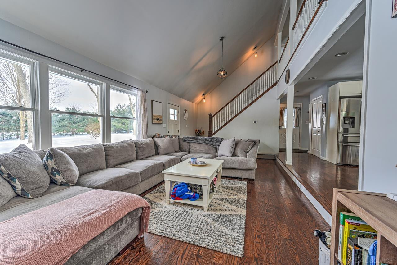 65 Woodside Lane, MI — Photo 9