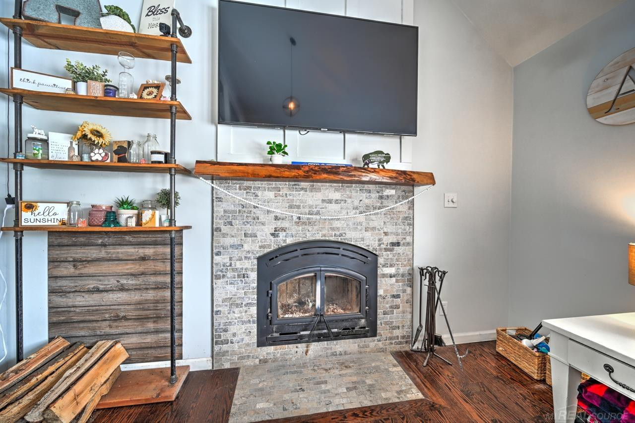 65 Woodside Lane, MI — Photo 10