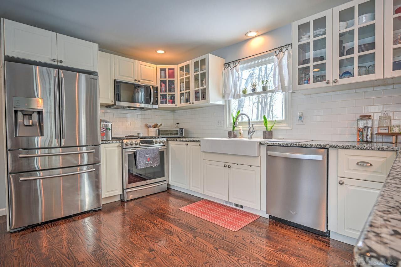 65 Woodside Lane, MI — Photo 15