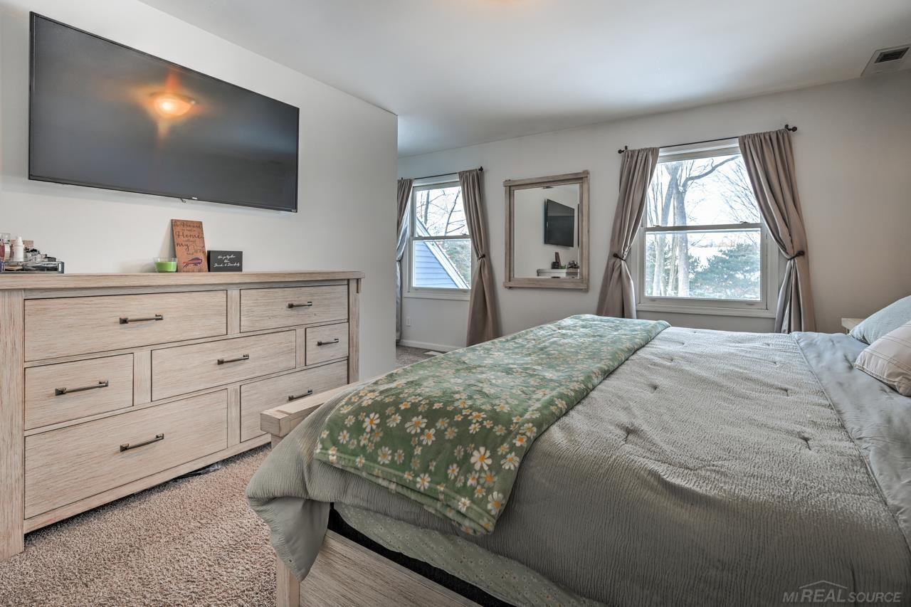 65 Woodside Lane, MI — Photo 28
