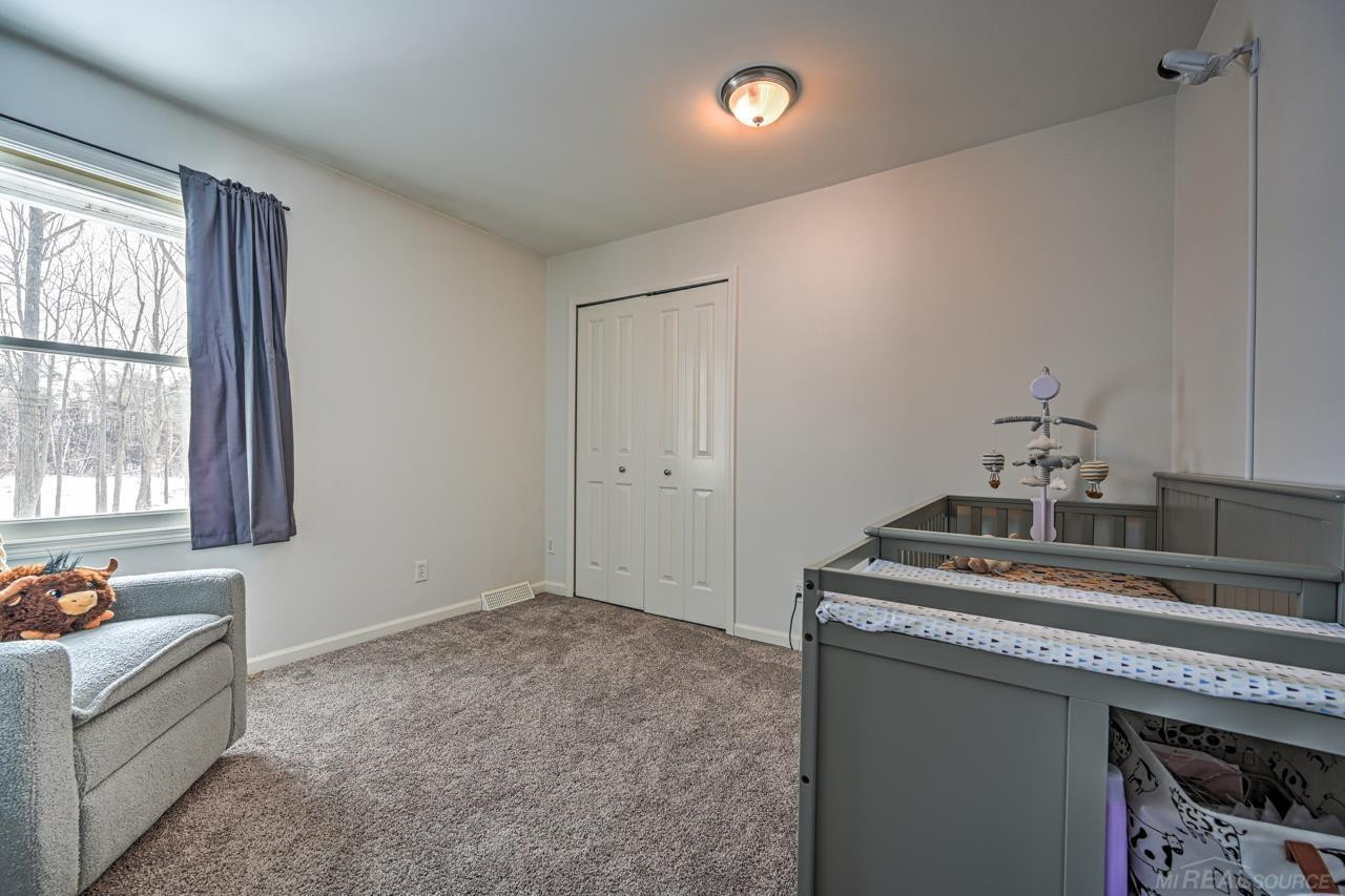 65 Woodside Lane, MI — Photo 39
