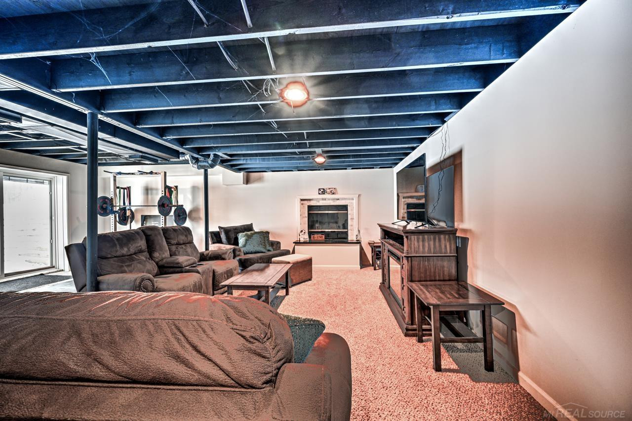 65 Woodside Lane, MI — Photo 40