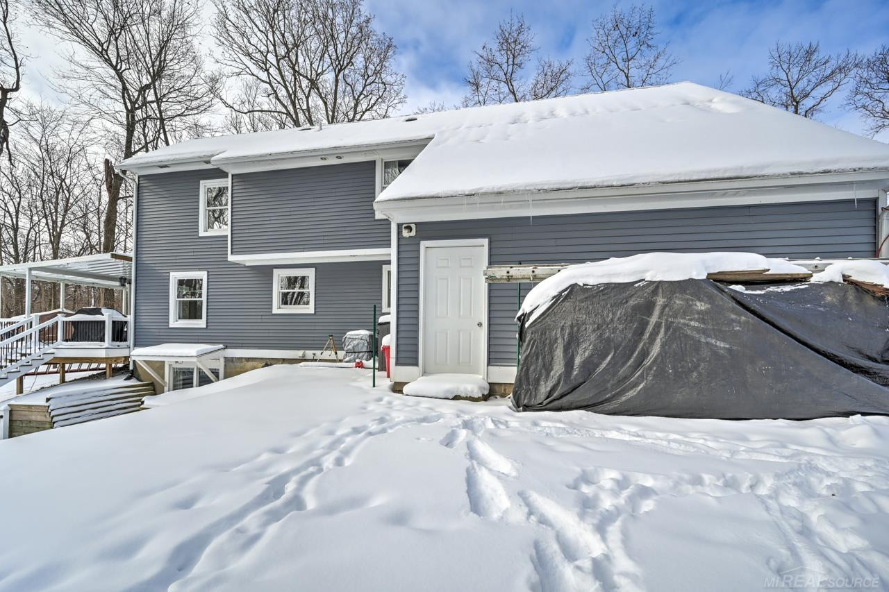 65 Woodside Lane, MI — Photo 49