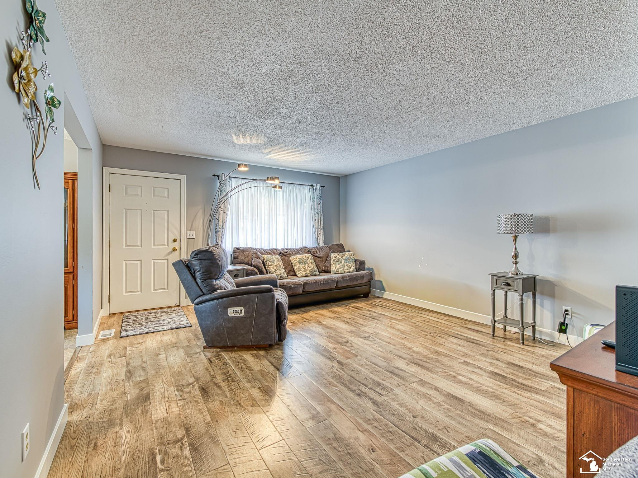 251 Midway Street, Dundee, MI 48131 — Photo 4