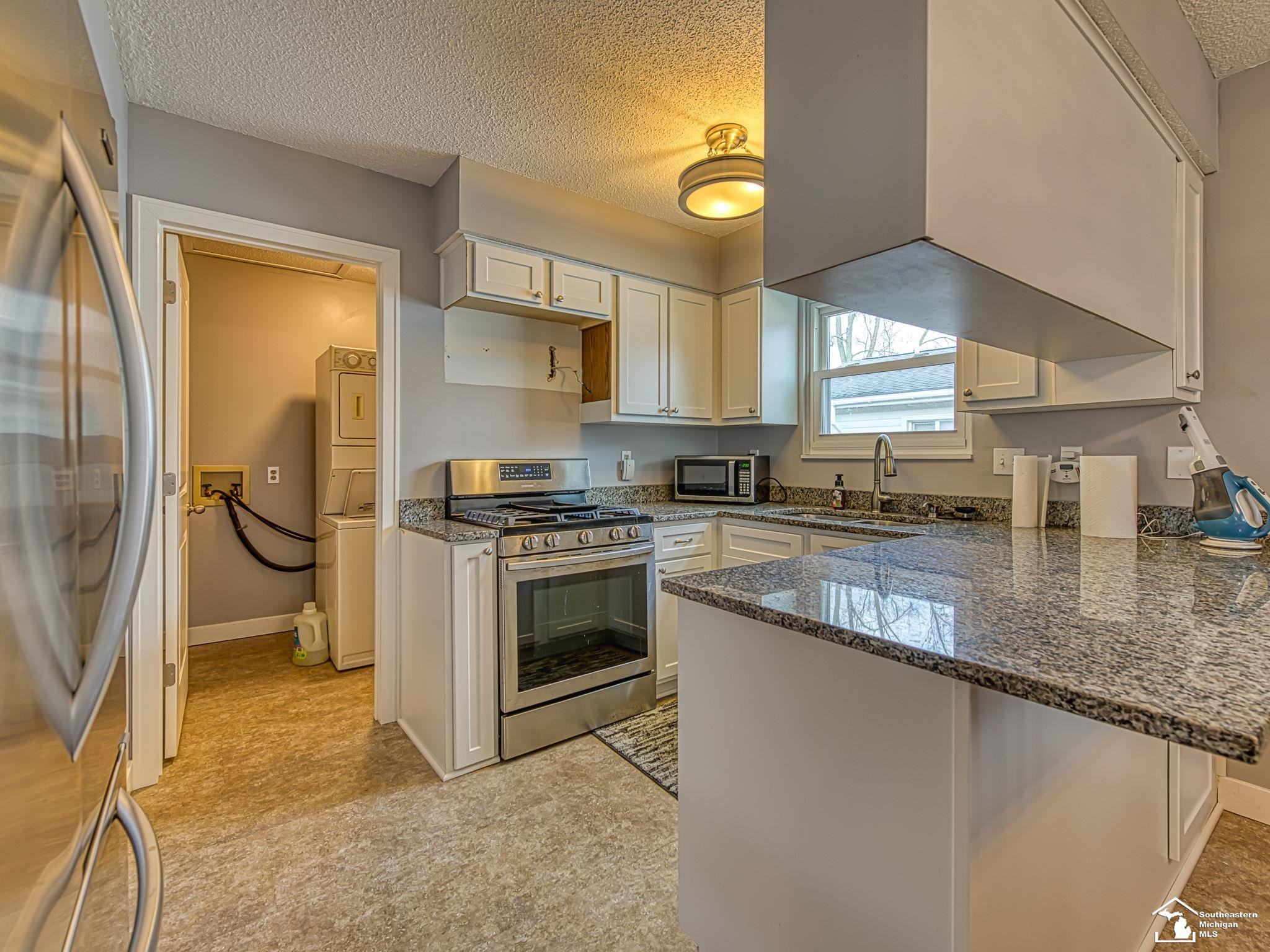 251 Midway Street, Dundee, MI 48131 — Photo 9