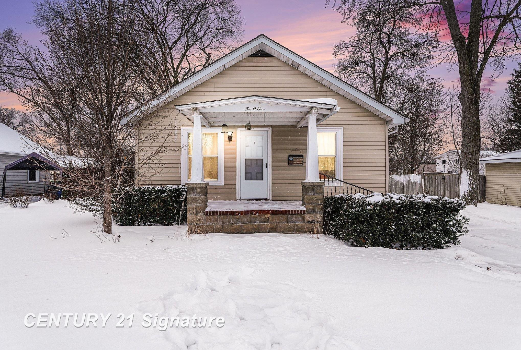 1001 Fournie Court, Midland, MI 48640 — front exterior