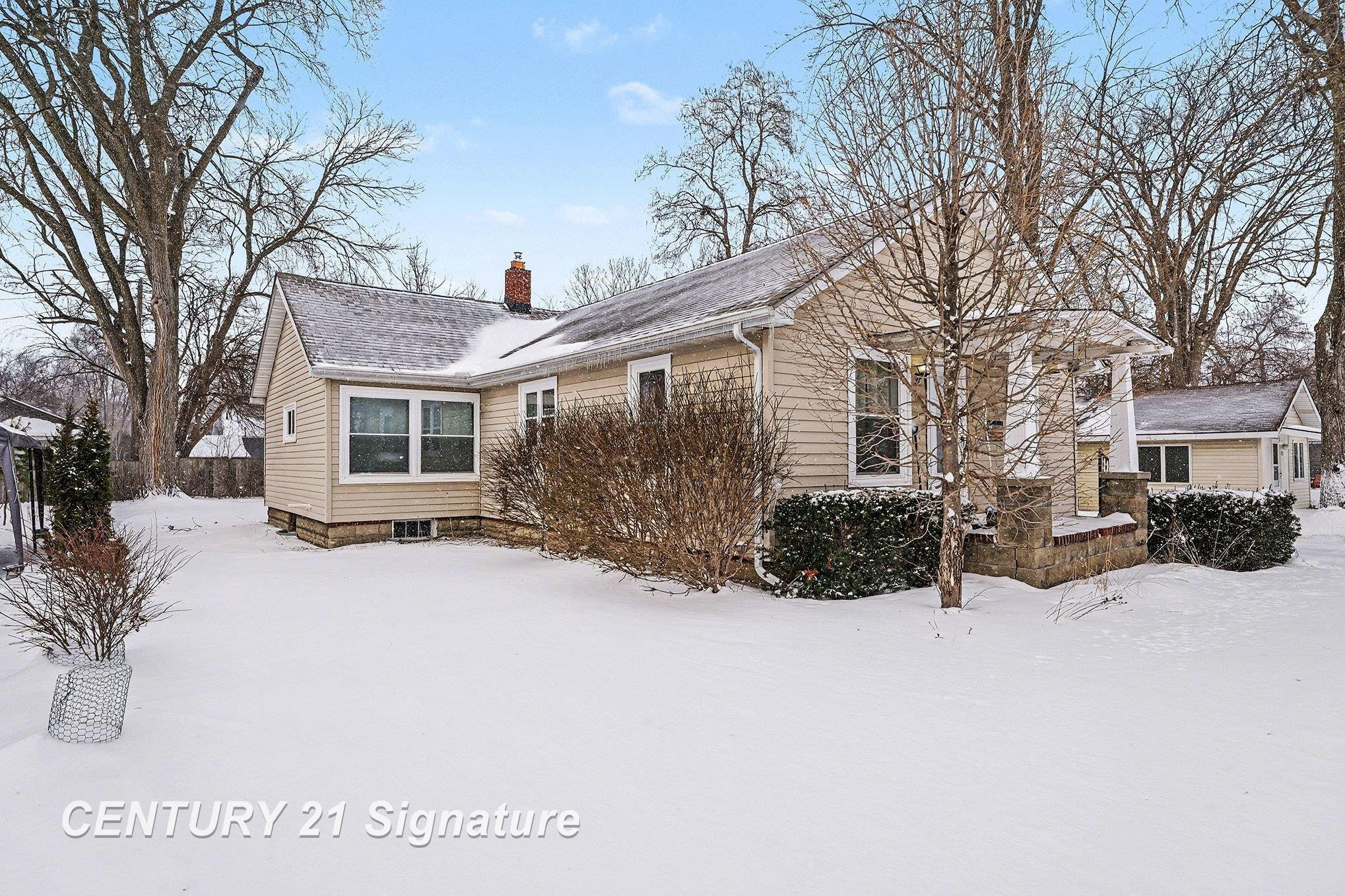 1001 Fournie Court, Midland, MI 48640 — Photo 2