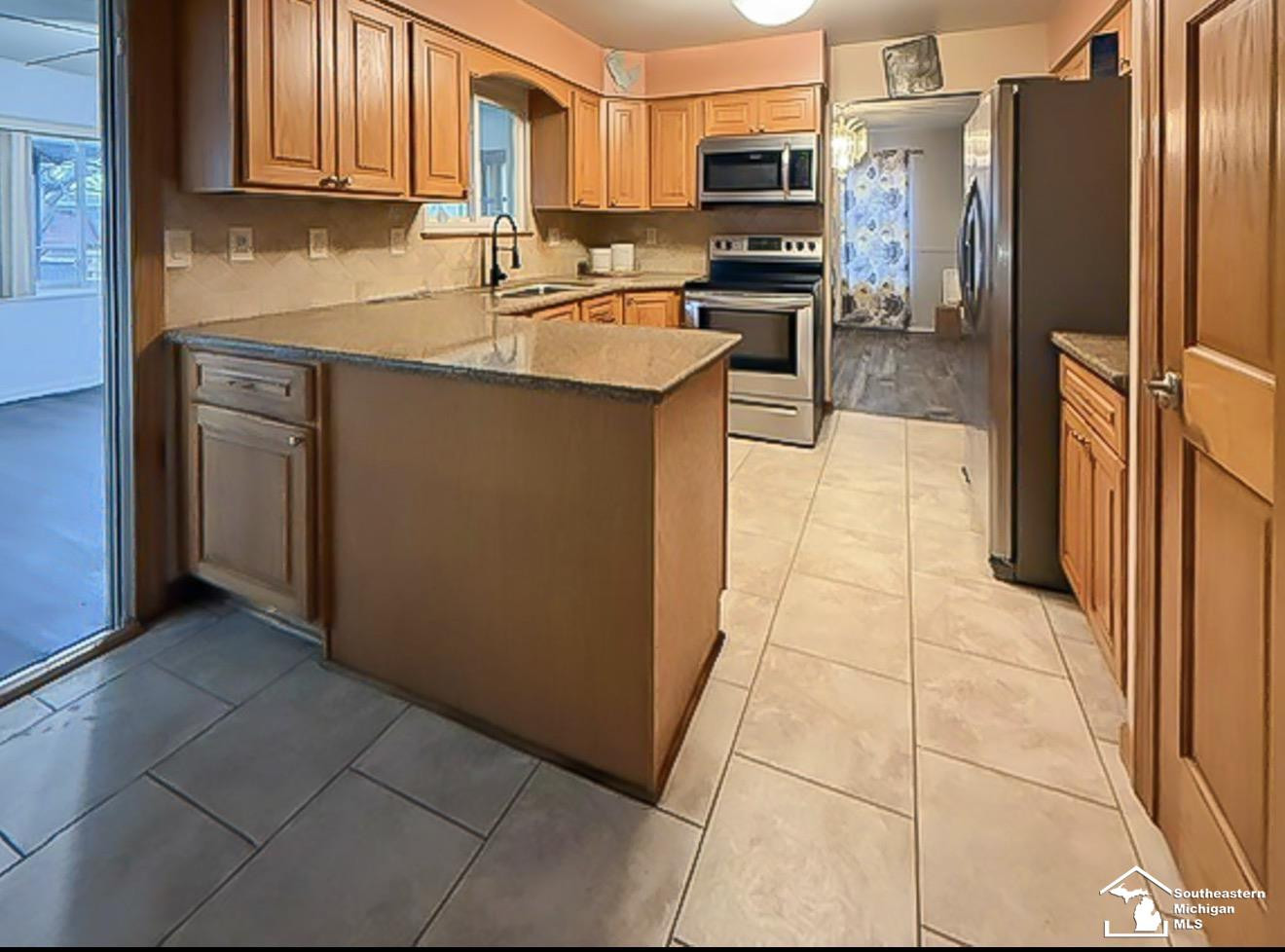 745 N Roessler Street, Monroe, MI 48162 — Photo 15
