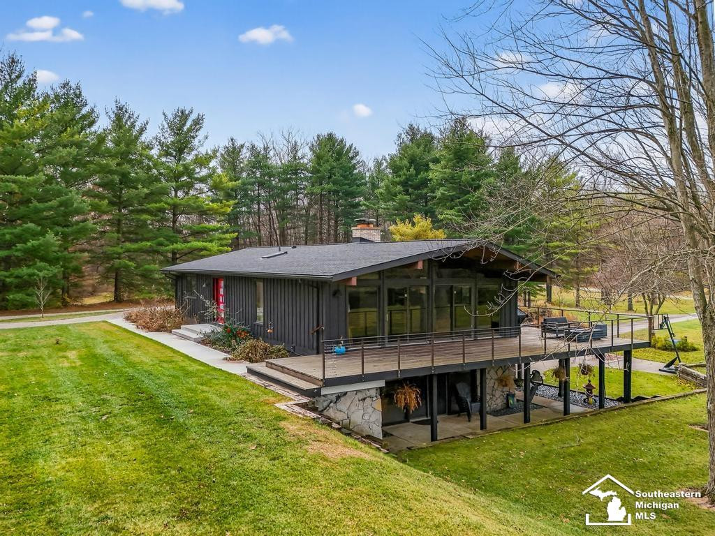 4270 Temperance Rd. Road, MI 49267