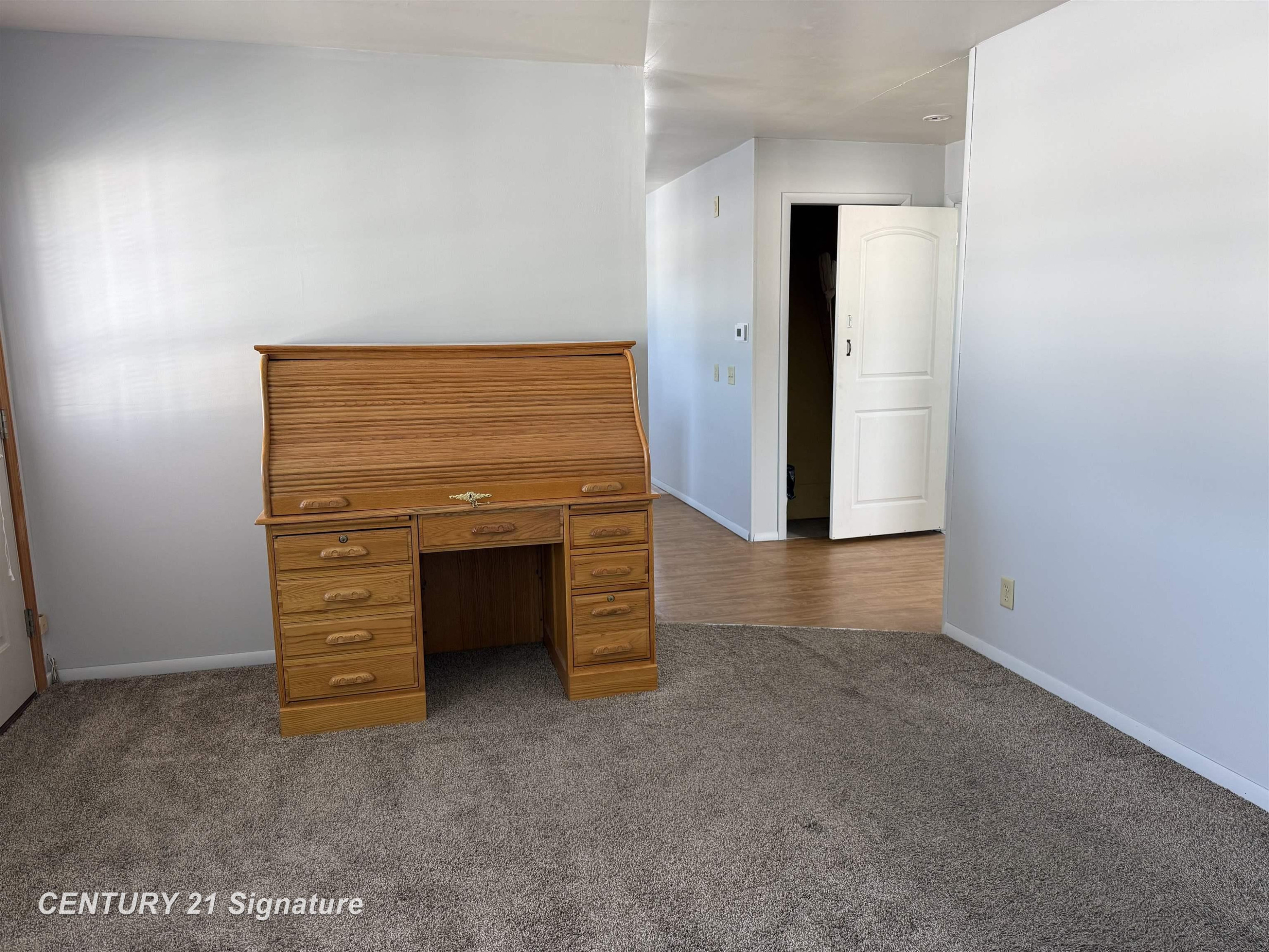 6867 S 7 Mile Road, Freeland, MI 48623 — Photo 5