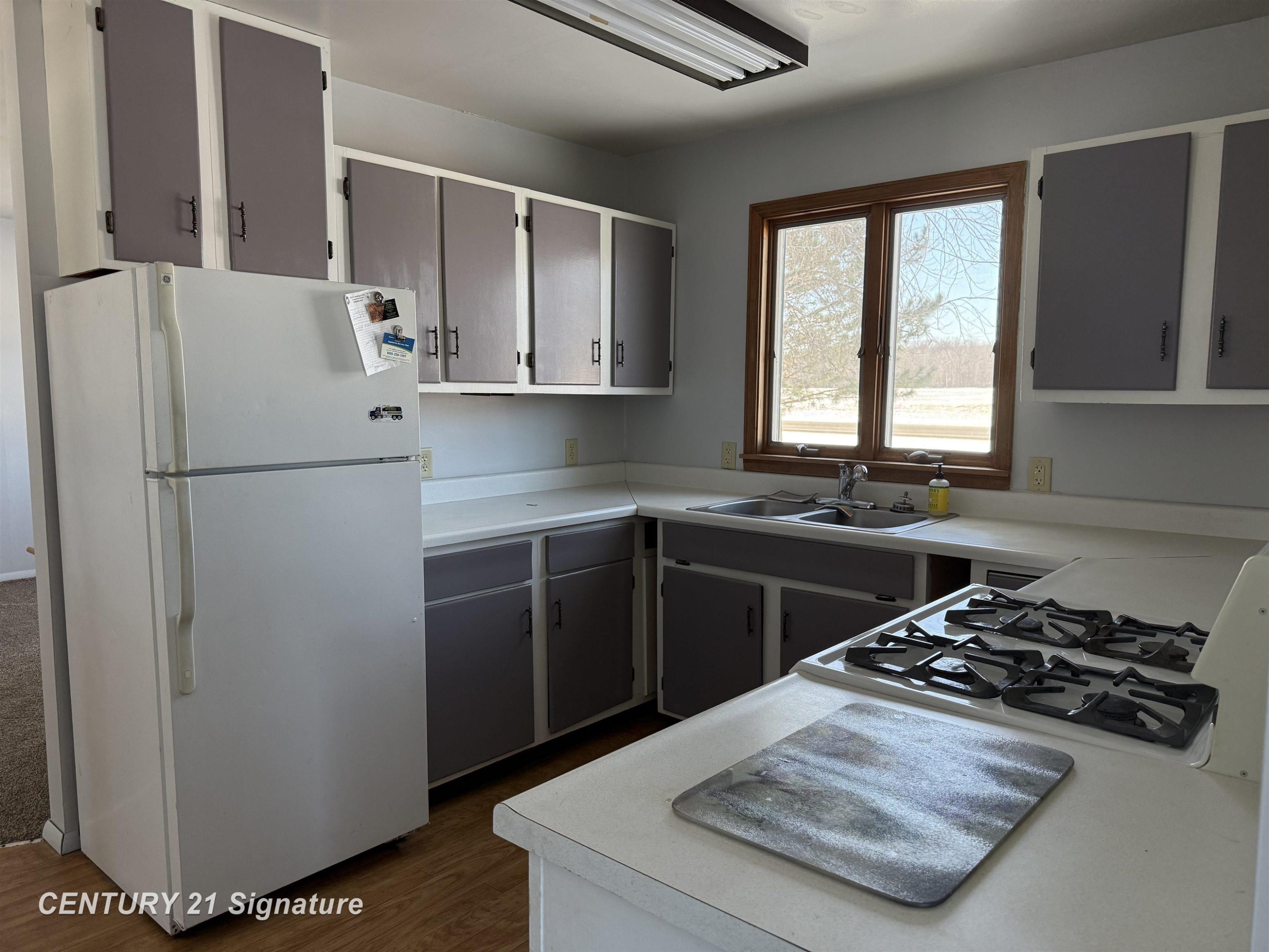 6867 S 7 Mile Road, Freeland, MI 48623 — Photo 6