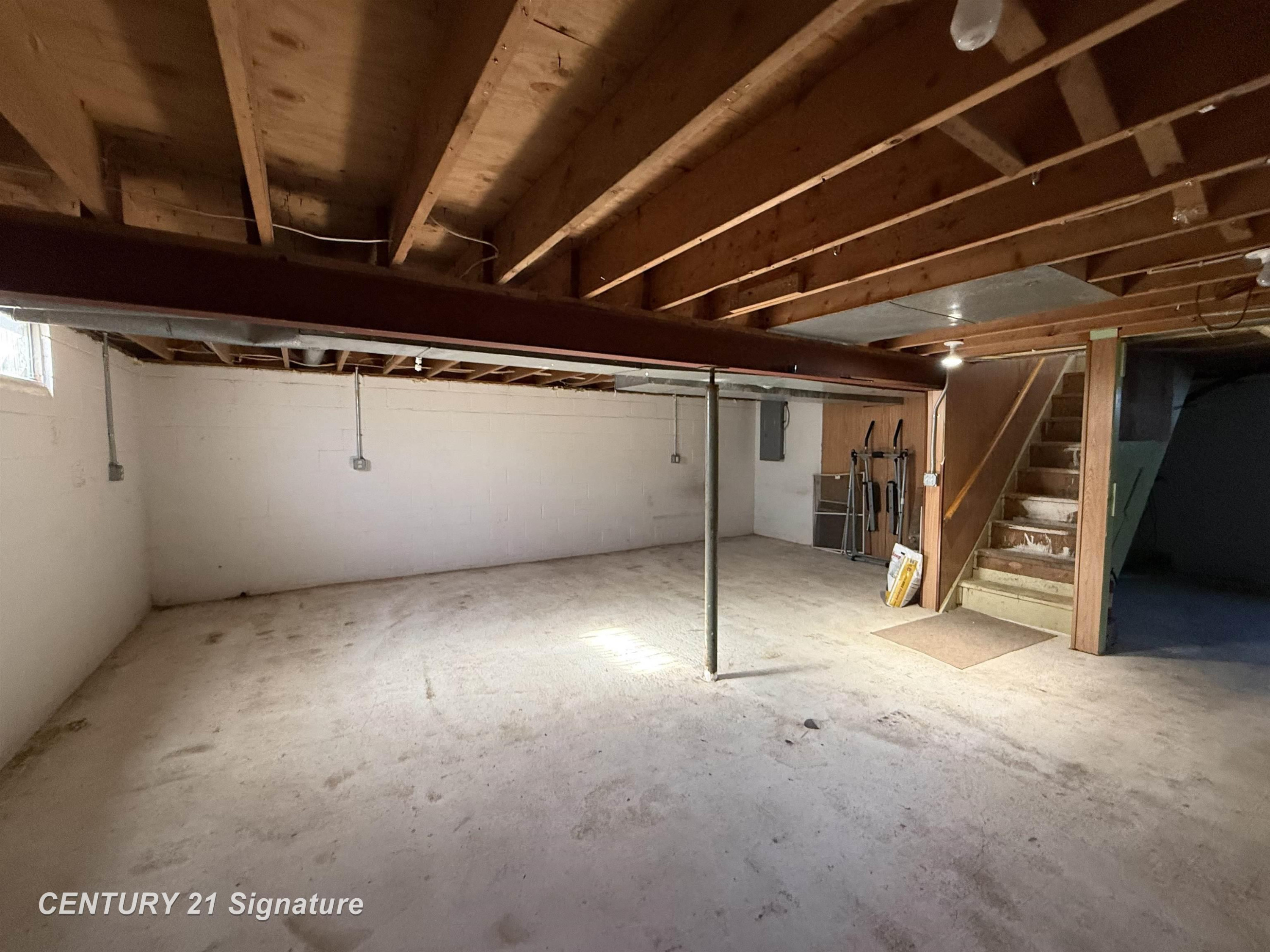 6867 S 7 Mile Road, Freeland, MI 48623 — Photo 16