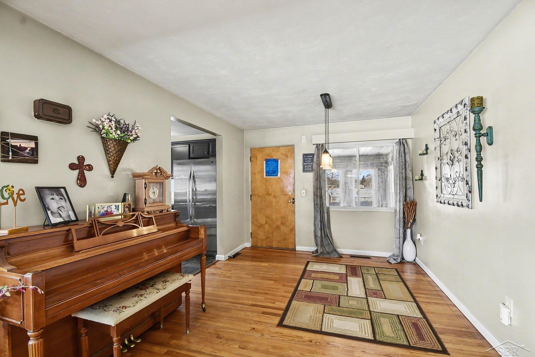 226 S Seventh Street, Freeland, MI 48623 — Photo 4