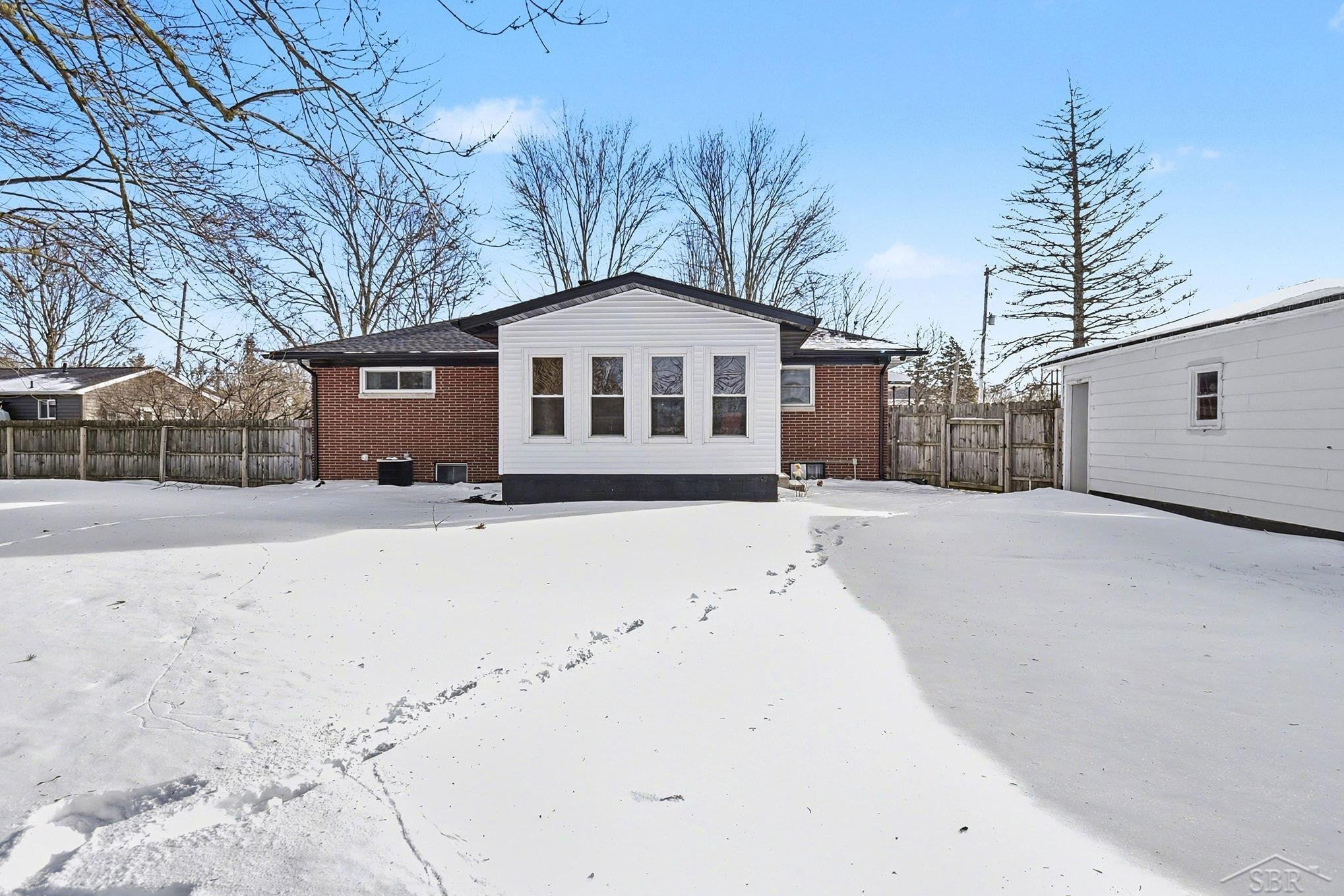 226 S Seventh Street, Freeland, MI 48623 — Photo 11
