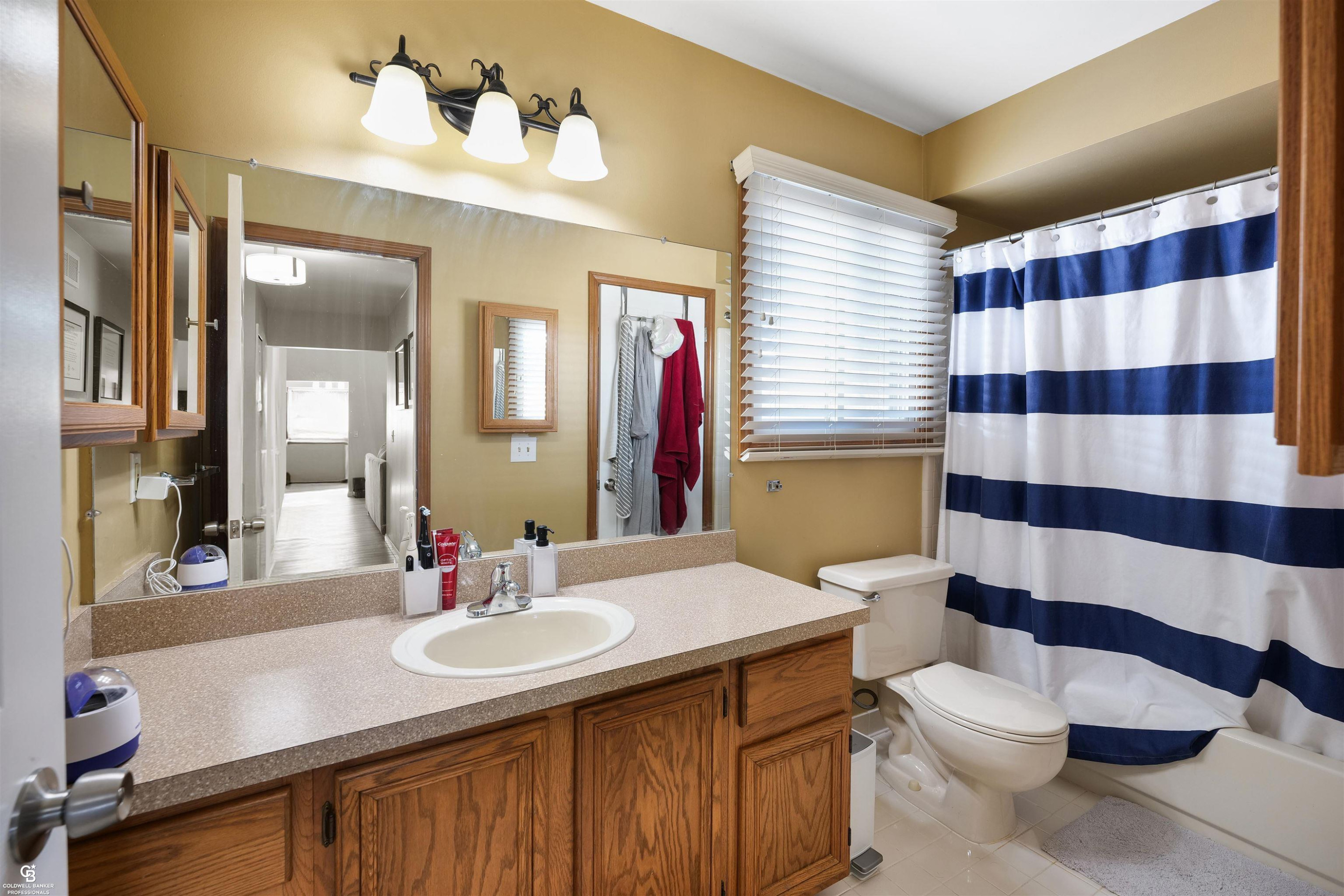 46602 Meadowview Drive, Shelby, MI 48317 — Photo 11