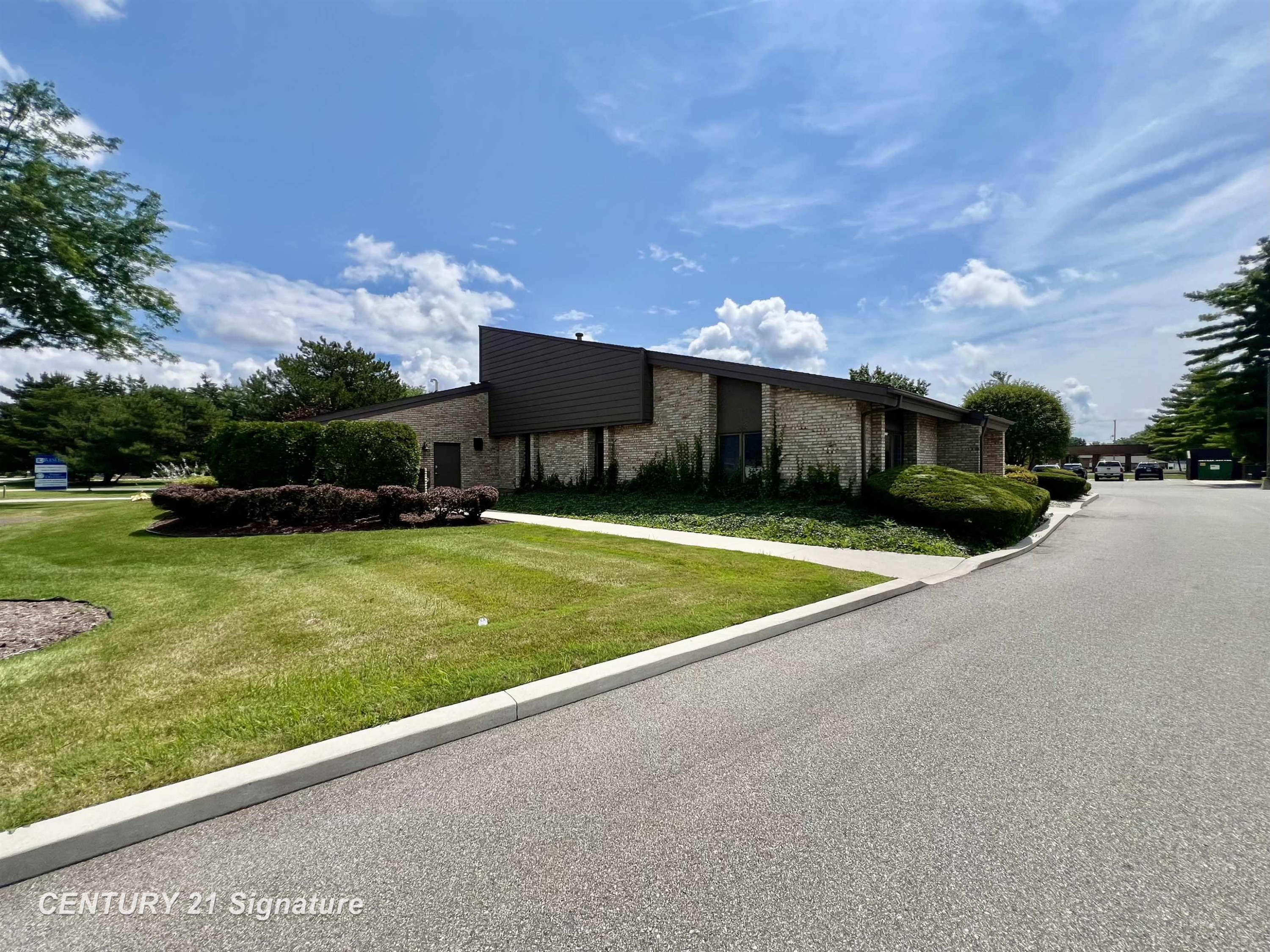 5605 N Colony Drive, Saginaw, MI 48638 — Photo 3