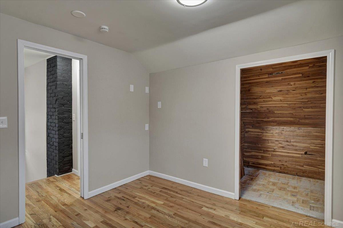 165 Washington Street, Mount Clemens, MI 48043 — Photo 17
