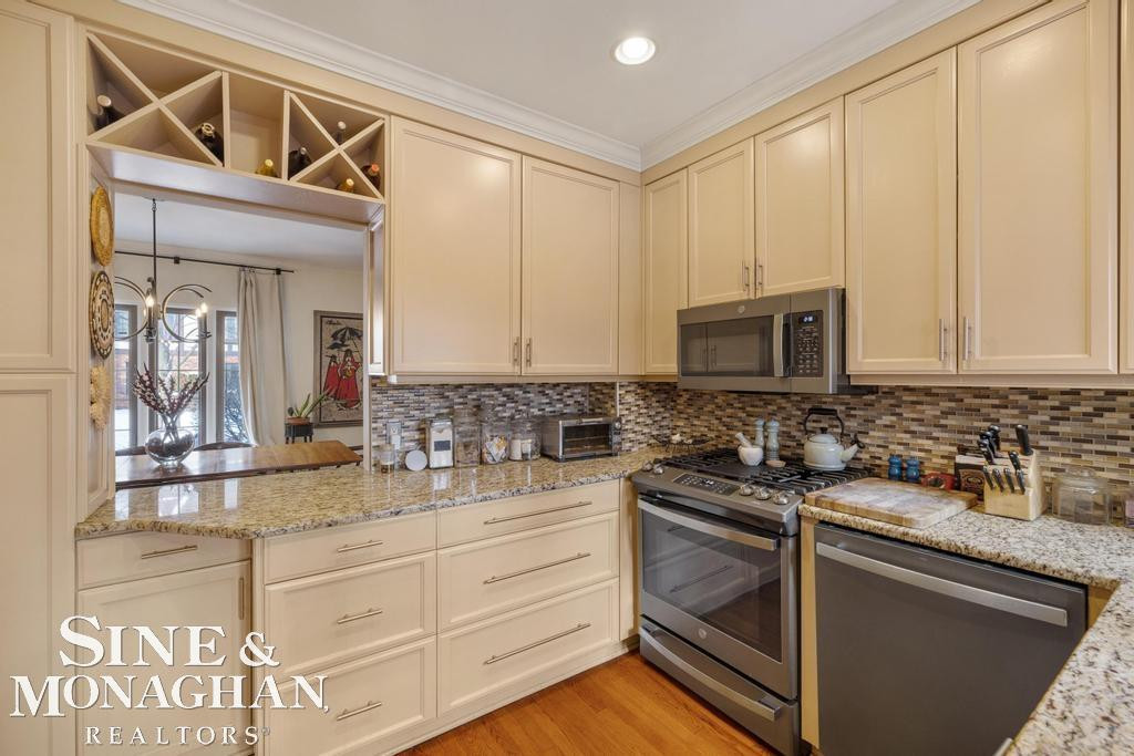 30 Cranford Lane, Grosse Pointe, MI 48230 — Photo 14