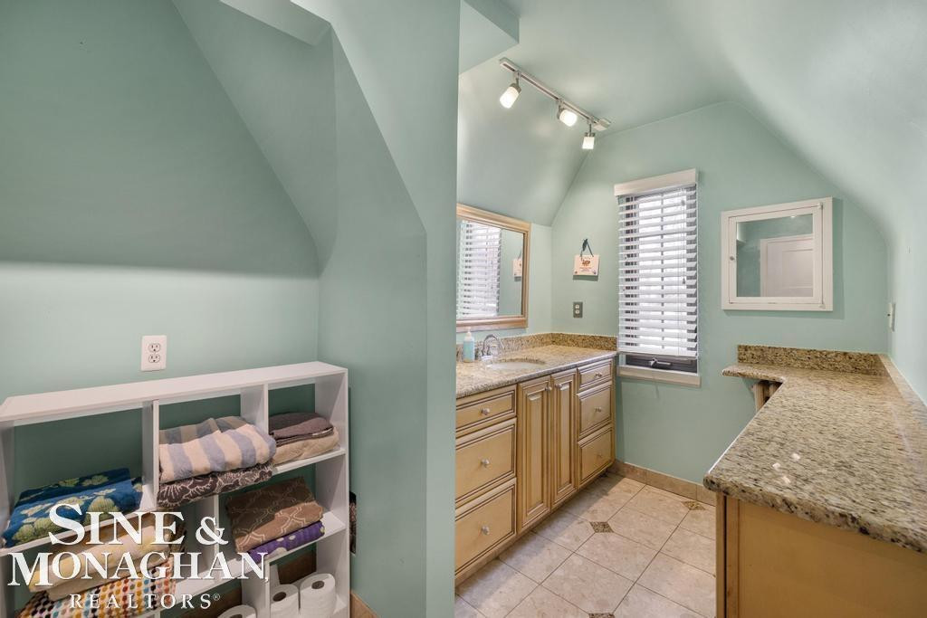 30 Cranford Lane, Grosse Pointe, MI 48230 — Photo 28