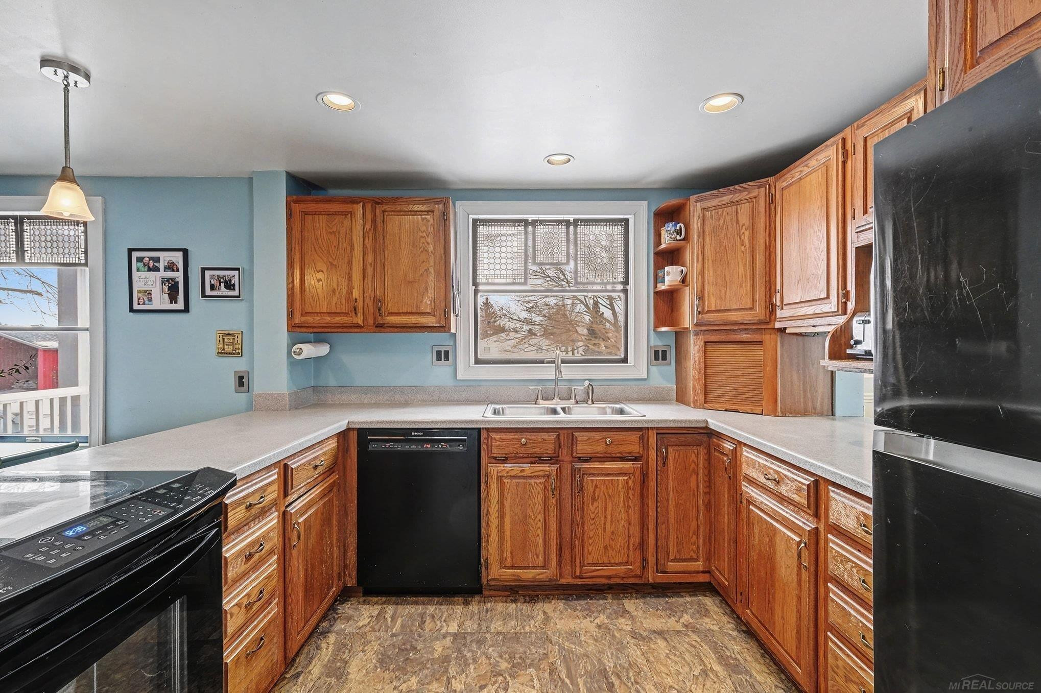 17831 Lincoln Road, New Lothrop, MI 48460 — Photo 9