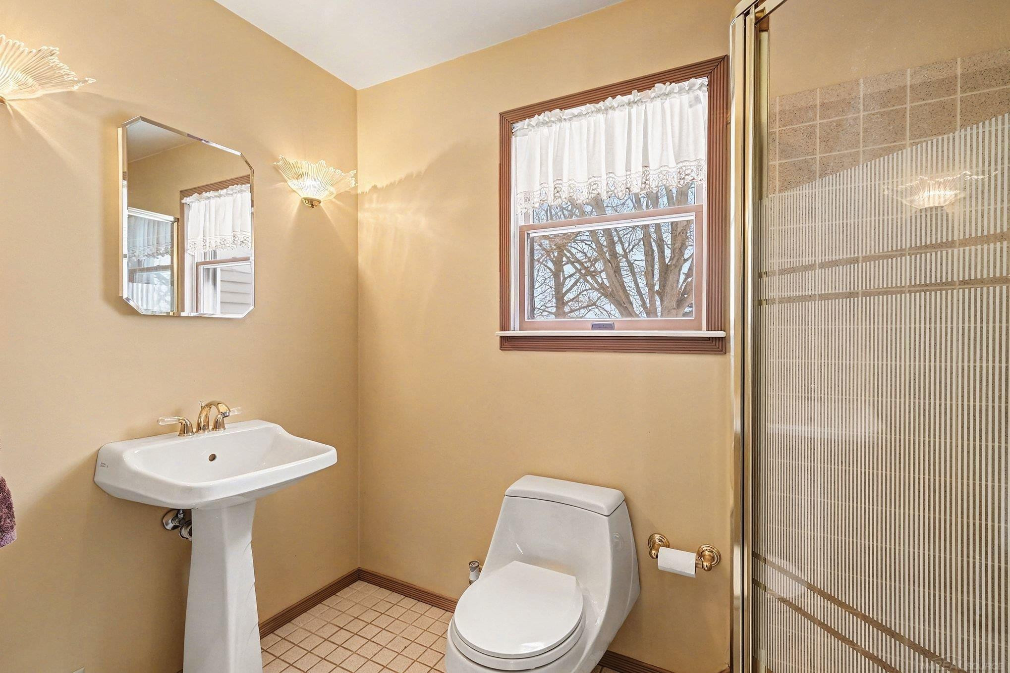 17831 Lincoln Road, New Lothrop, MI 48460 — Photo 17