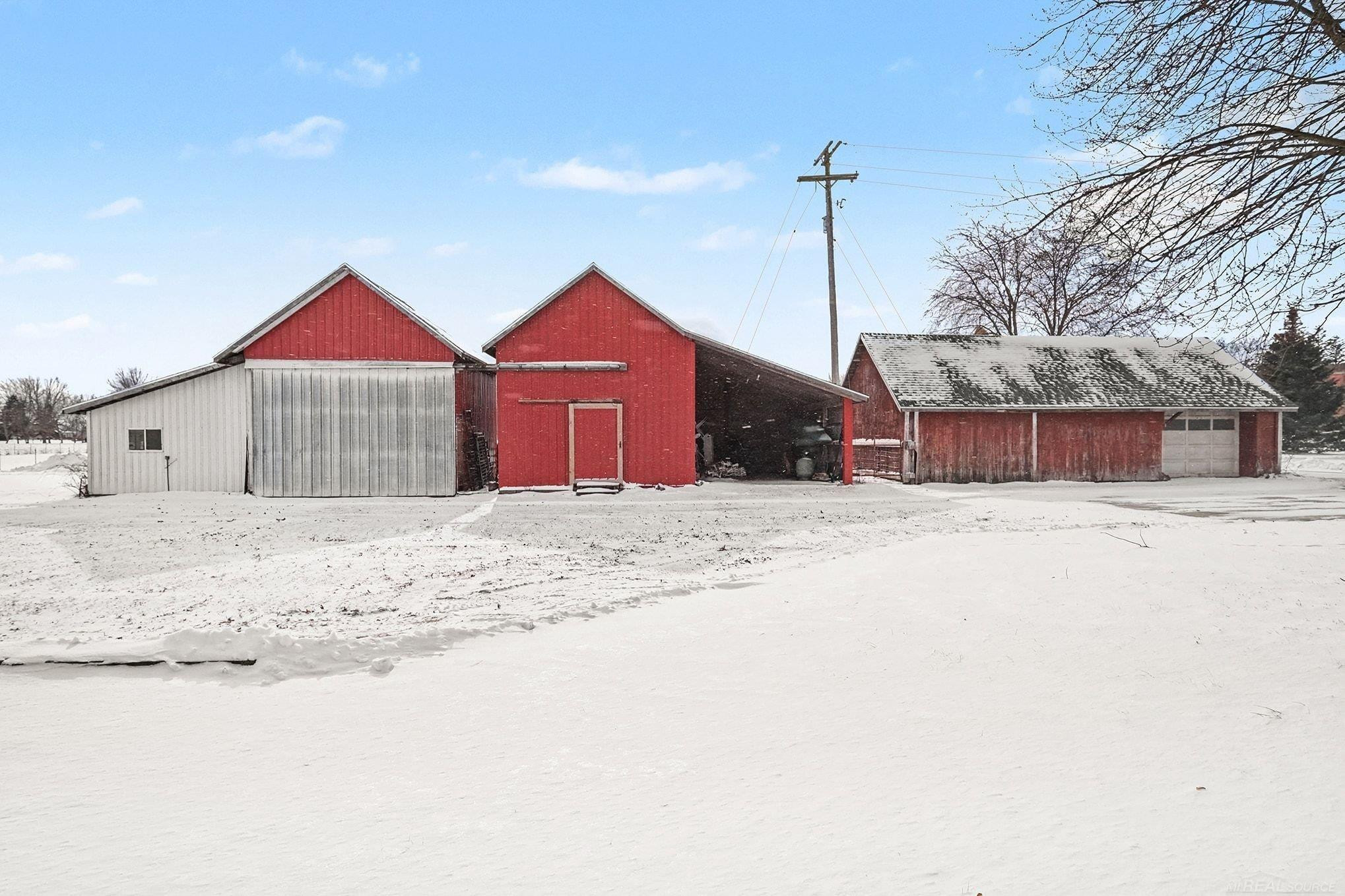 17831 Lincoln Road, New Lothrop, MI 48460 — Photo 34