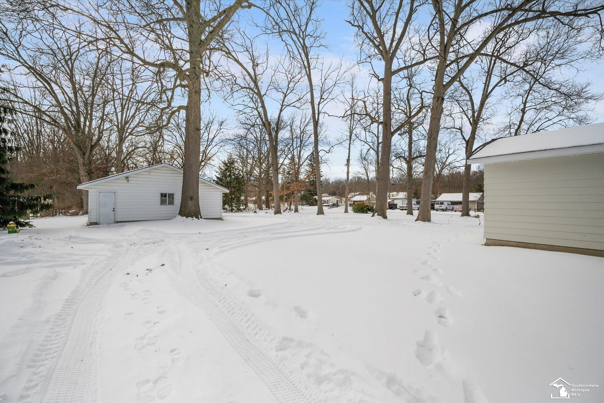 2933 W Dean Road, Lambertville, MI 48144 — Photo 30