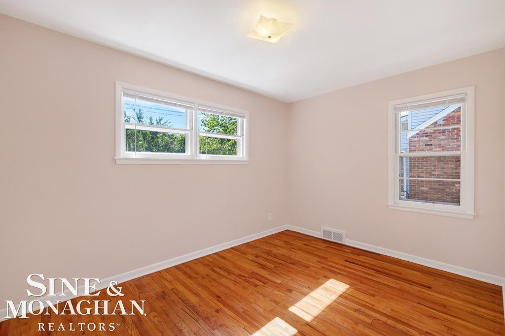 1793 Roslyn Road, Grosse Pointe Woods, MI 48236 — Photo 18